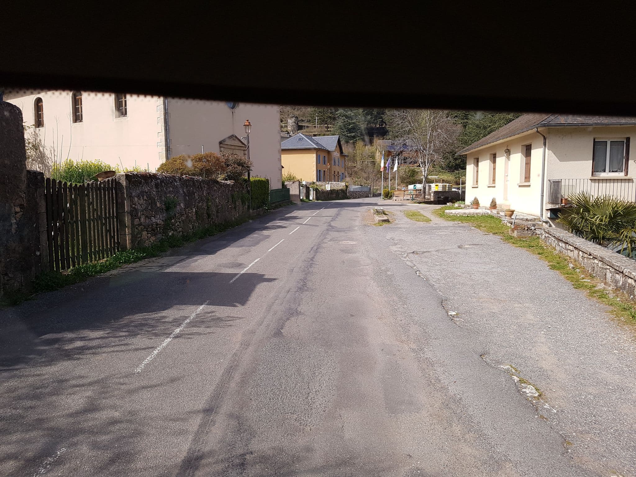 Street view near La Molière, Florac — © bernardvoyageur (CC BY-SA · Mapillary)