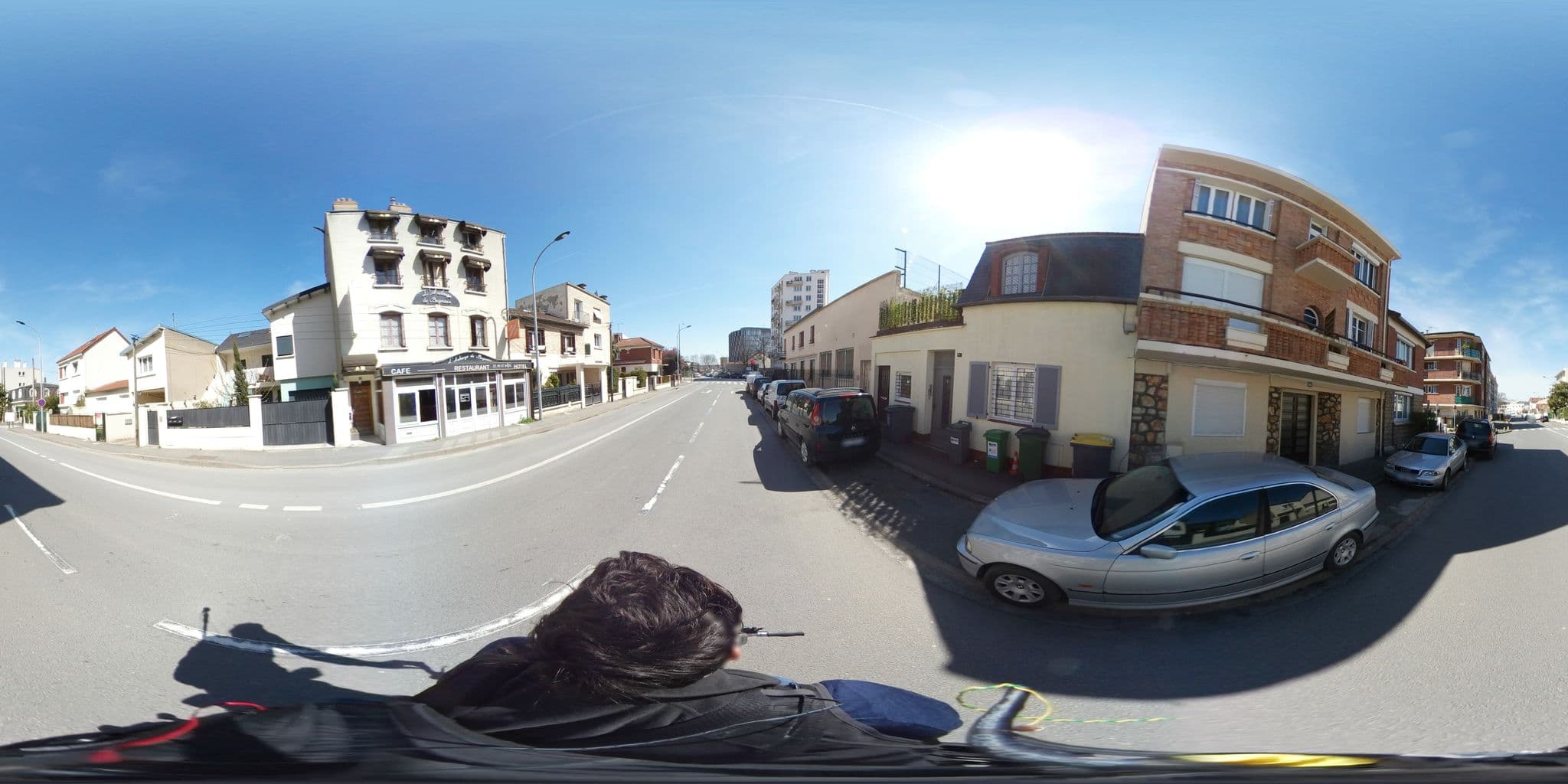 Street view near Auberge de Bagneux, Arcueil — © c_mobilite (CC BY-SA · Mapillary)