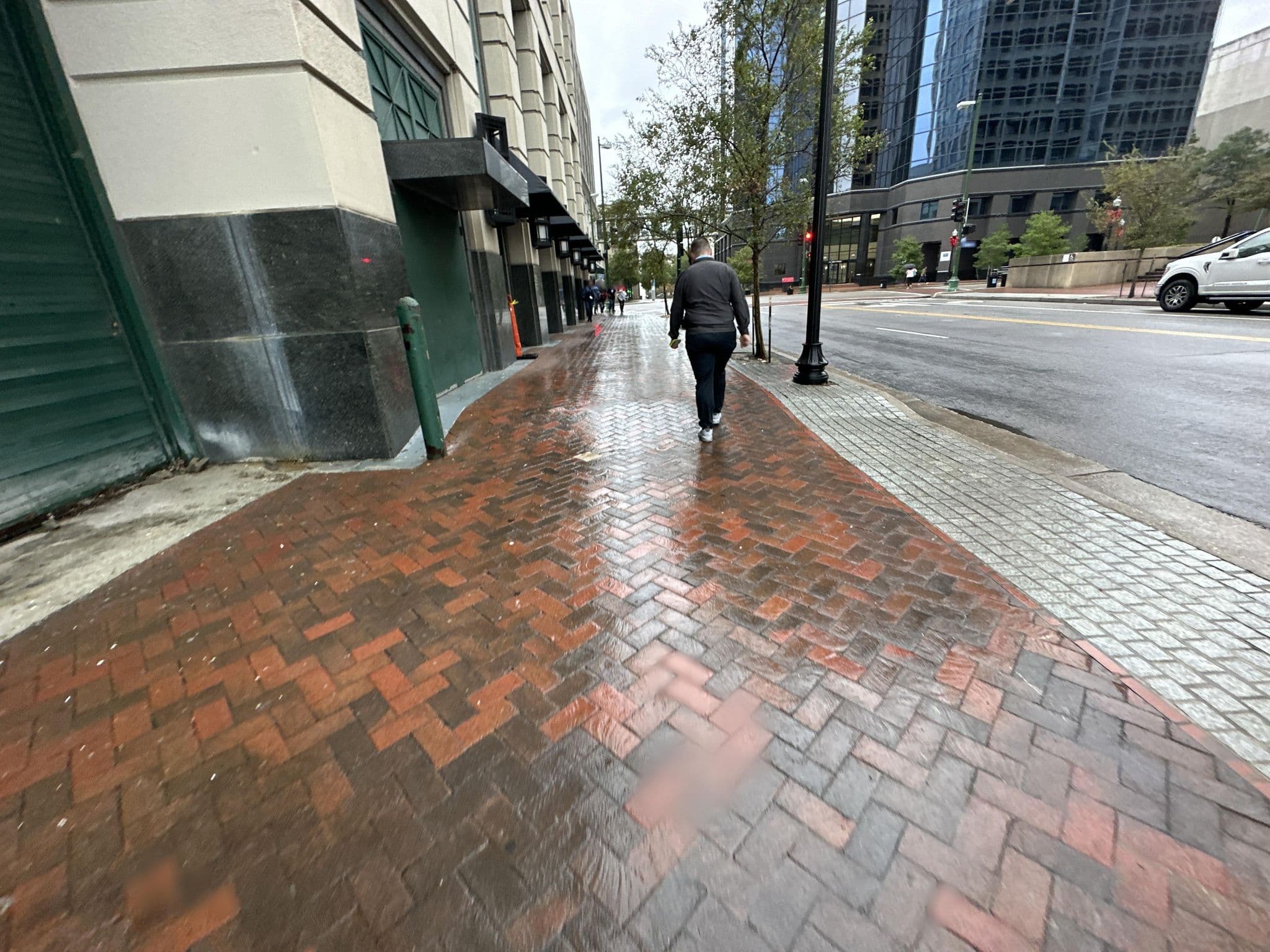 Street view near The Market At The Marriott Norfolk, Norfolk — © pmfox97 (CC BY-SA · Mapillary)