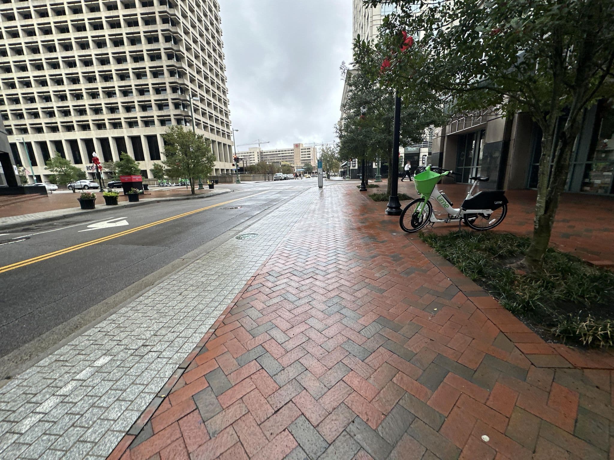 Street view near Room 616, Norfolk — © pmfox97 (CC BY-SA · Mapillary)