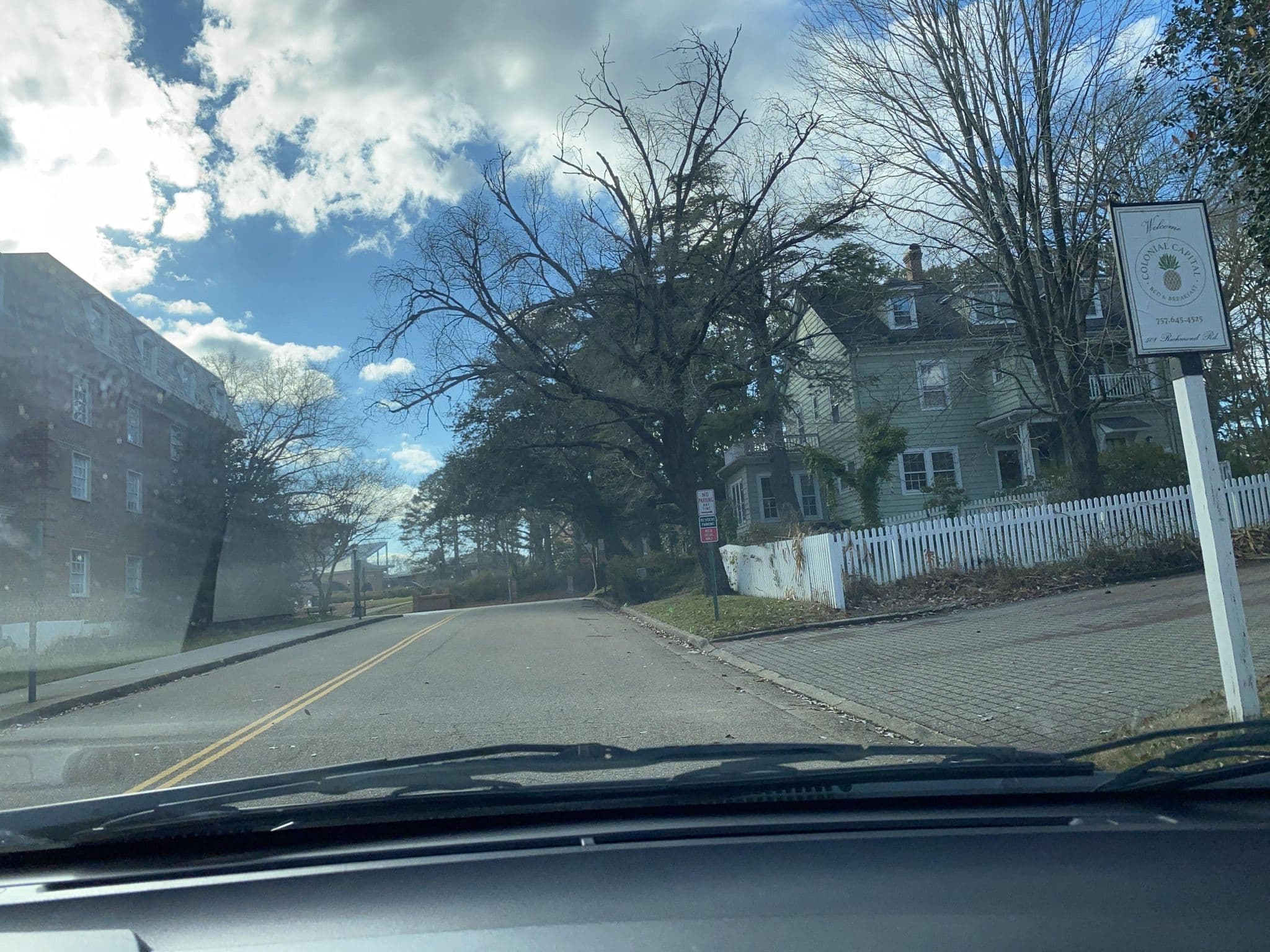 Street view near Colonial Capital Bed and Breakfast, Gloucester Point — © mappyarianna (CC BY-SA · Mapillary)