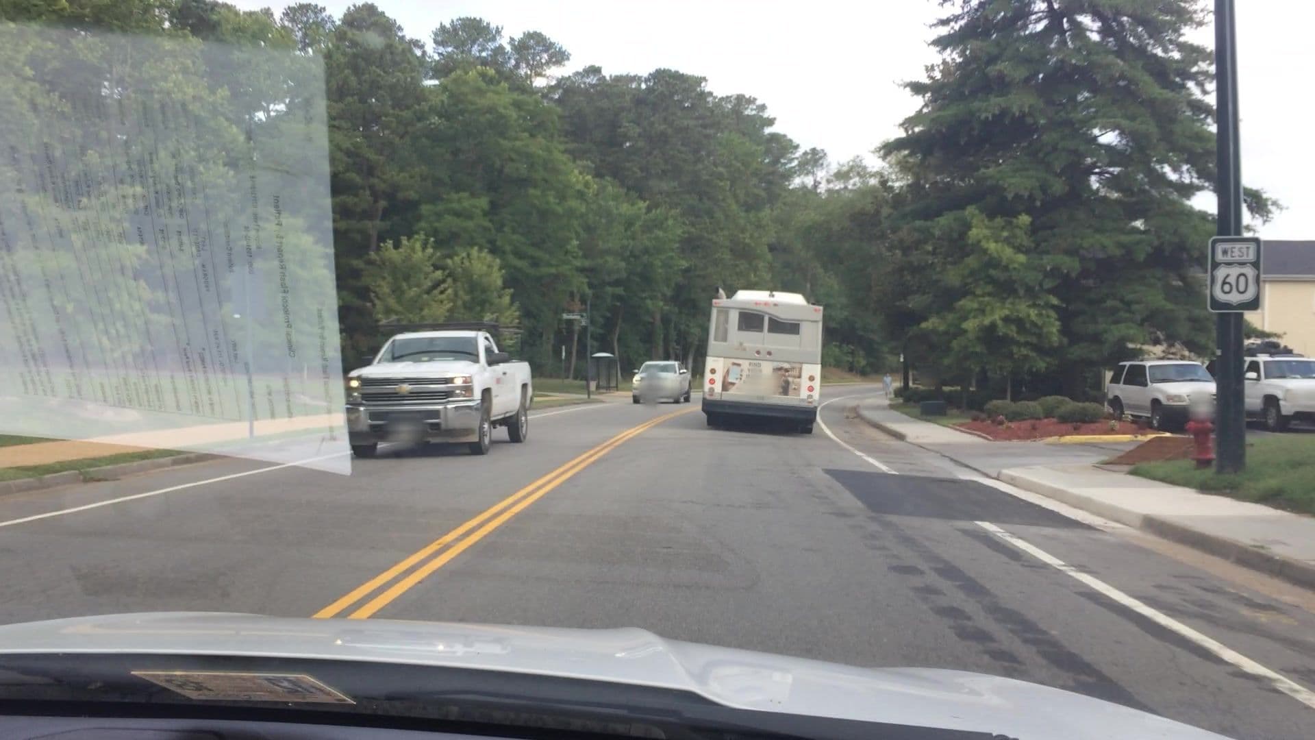 Street view near Oyo Hotel Willamsburg, Gloucester Point — © lvl5 (CC BY-SA · Mapillary)