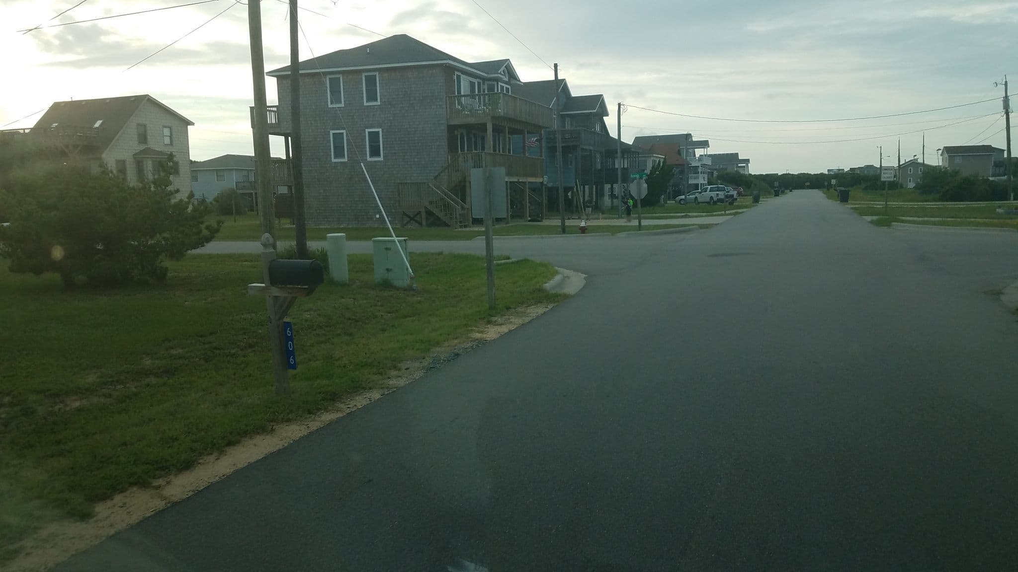 Street view near Carpe Diem, Kill Devil Hills — © jbthemilker (CC BY-SA · Mapillary)