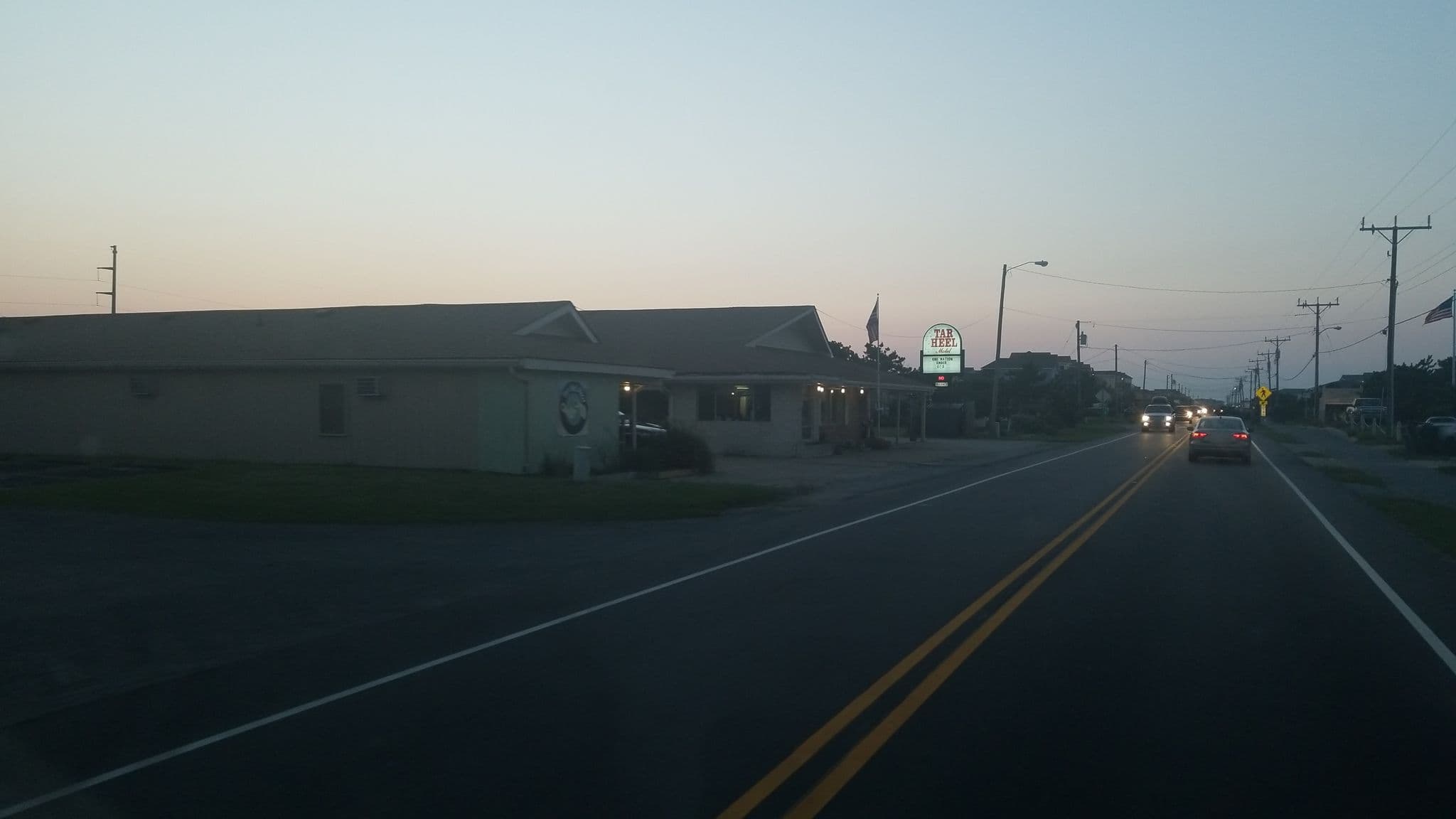 Street view near Sandy Too, Nags Head — © jbthemilker (CC BY-SA · Mapillary)