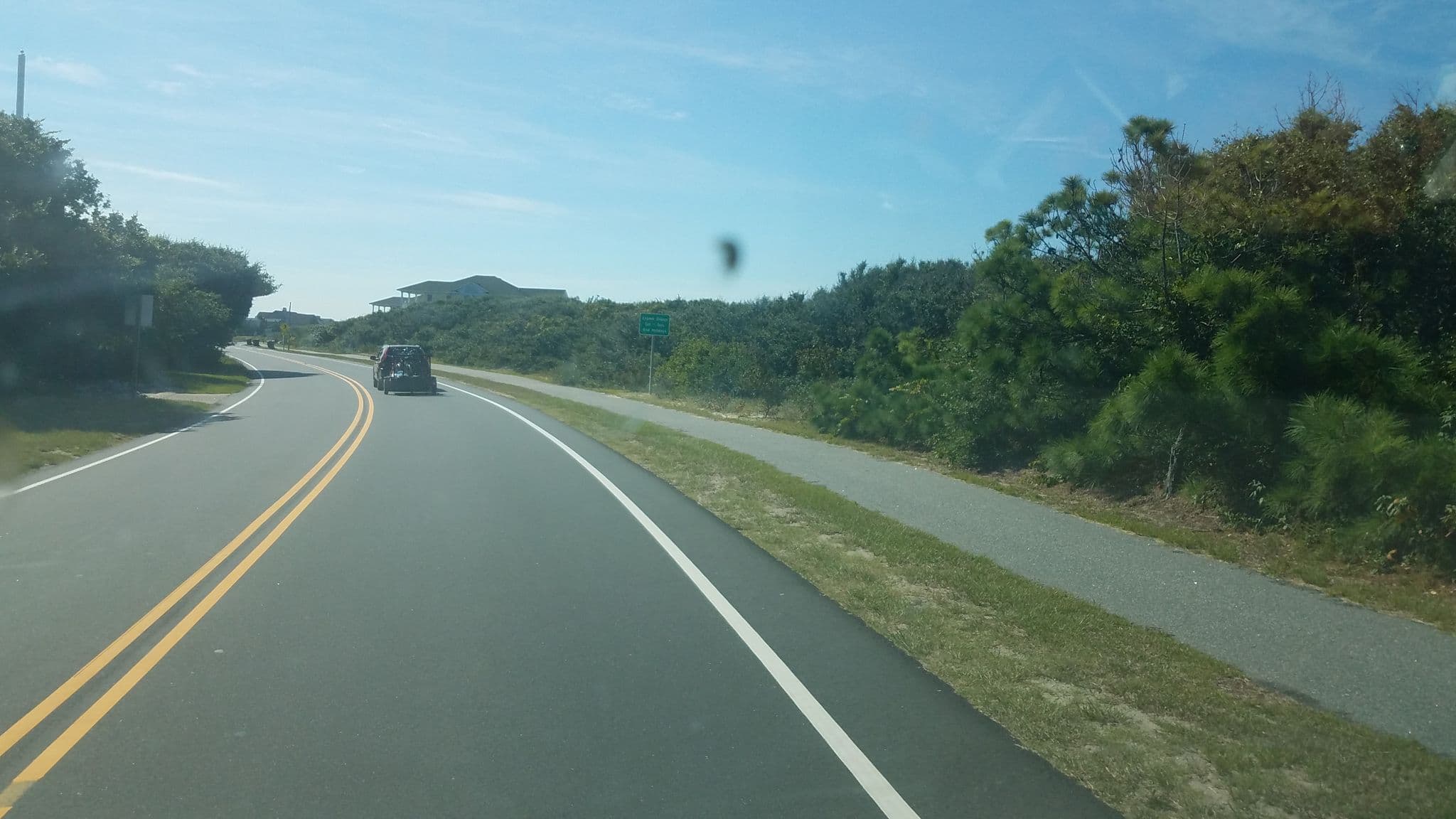 Street view near Why Knot, Southern Shores — © jbthemilker (CC BY-SA · Mapillary)