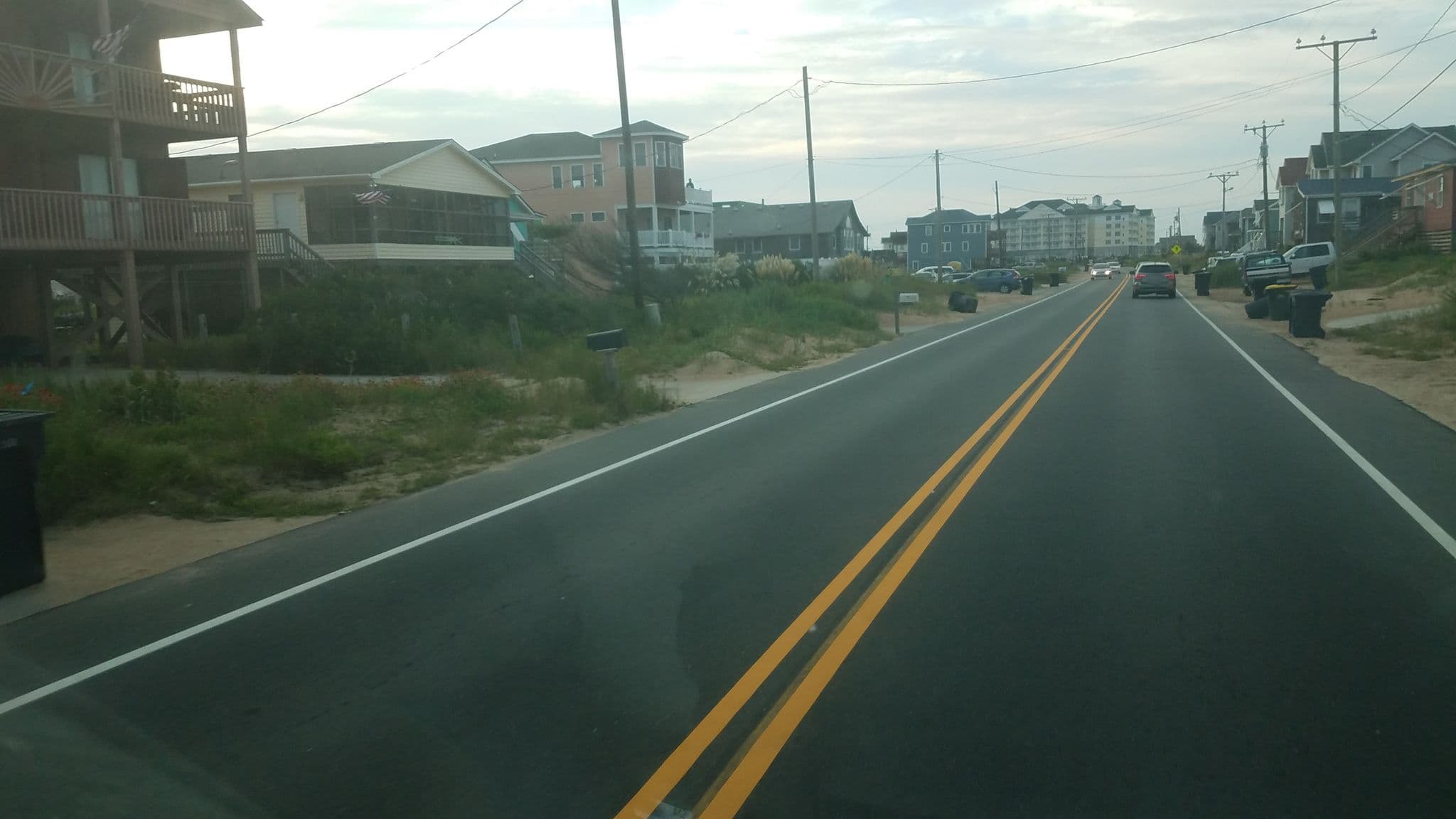 Street view near Lillian B, Kitty Hawk — © jbthemilker (CC BY-SA · Mapillary)
