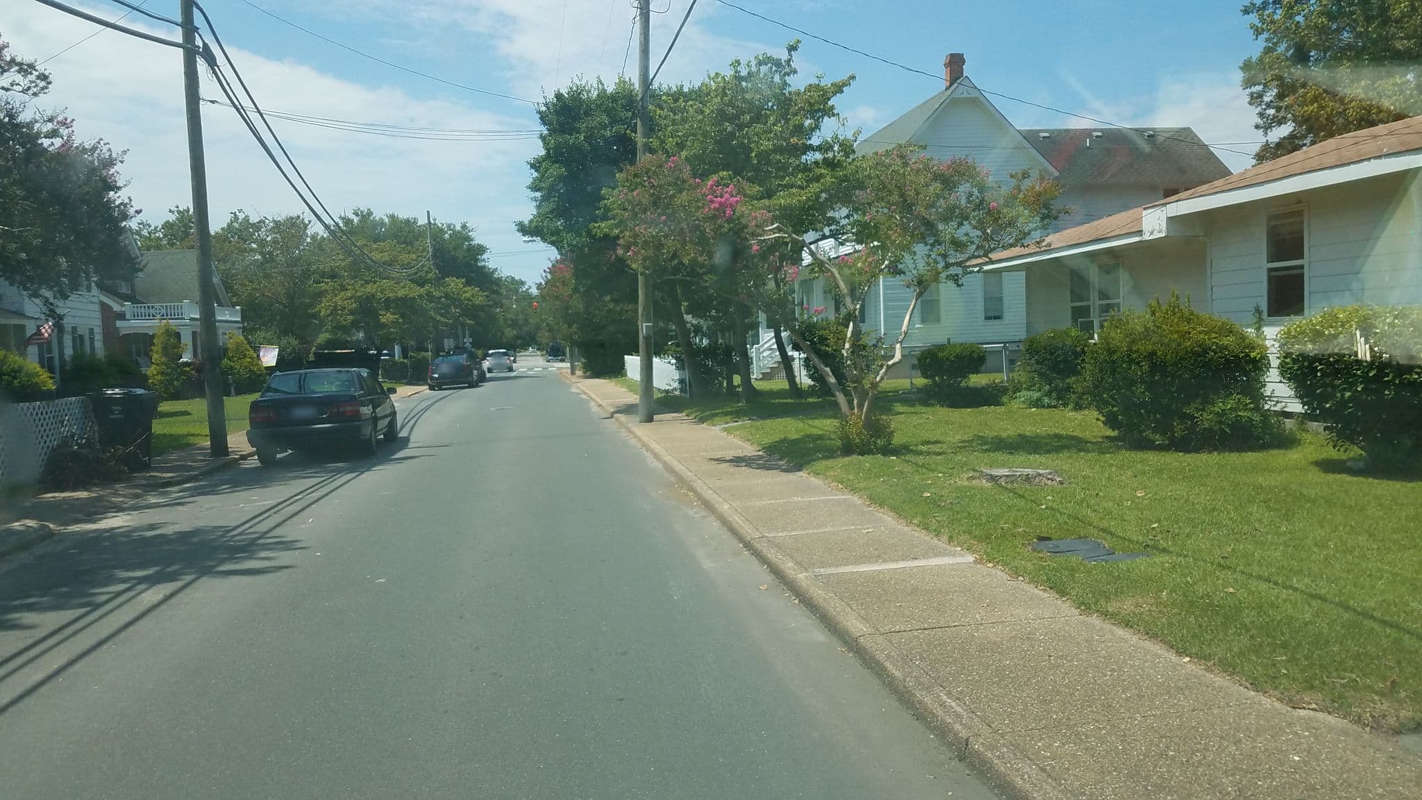 Street view near The Outdoors Inn, Manteo — © jbthemilker (CC BY-SA · Mapillary)