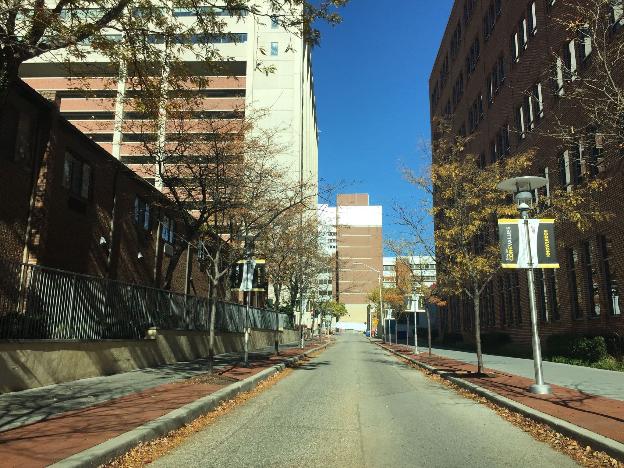 Street view near Ronald McDonald House, Seton Hill — © mdroads (CC BY-SA · Mapillary)