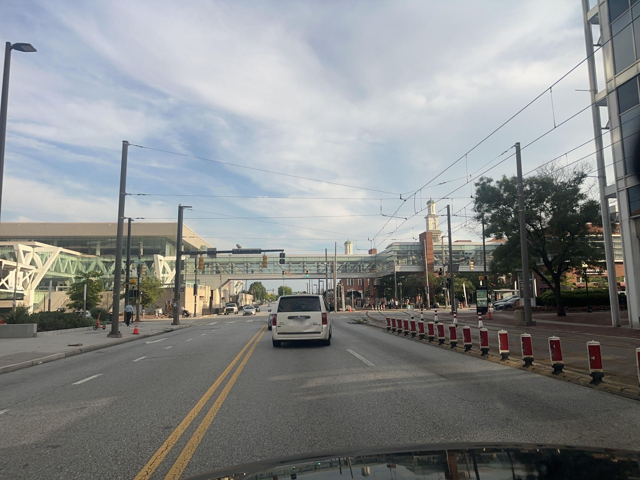 Street view near Holiday Inn Westtower laundry mat, Otterbein — © mdroads (CC BY-SA · Mapillary)