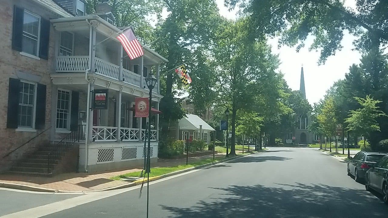 Street view near Bartlett Pear Inn, Grasonville — © jbthemilker (CC BY-SA · Mapillary)