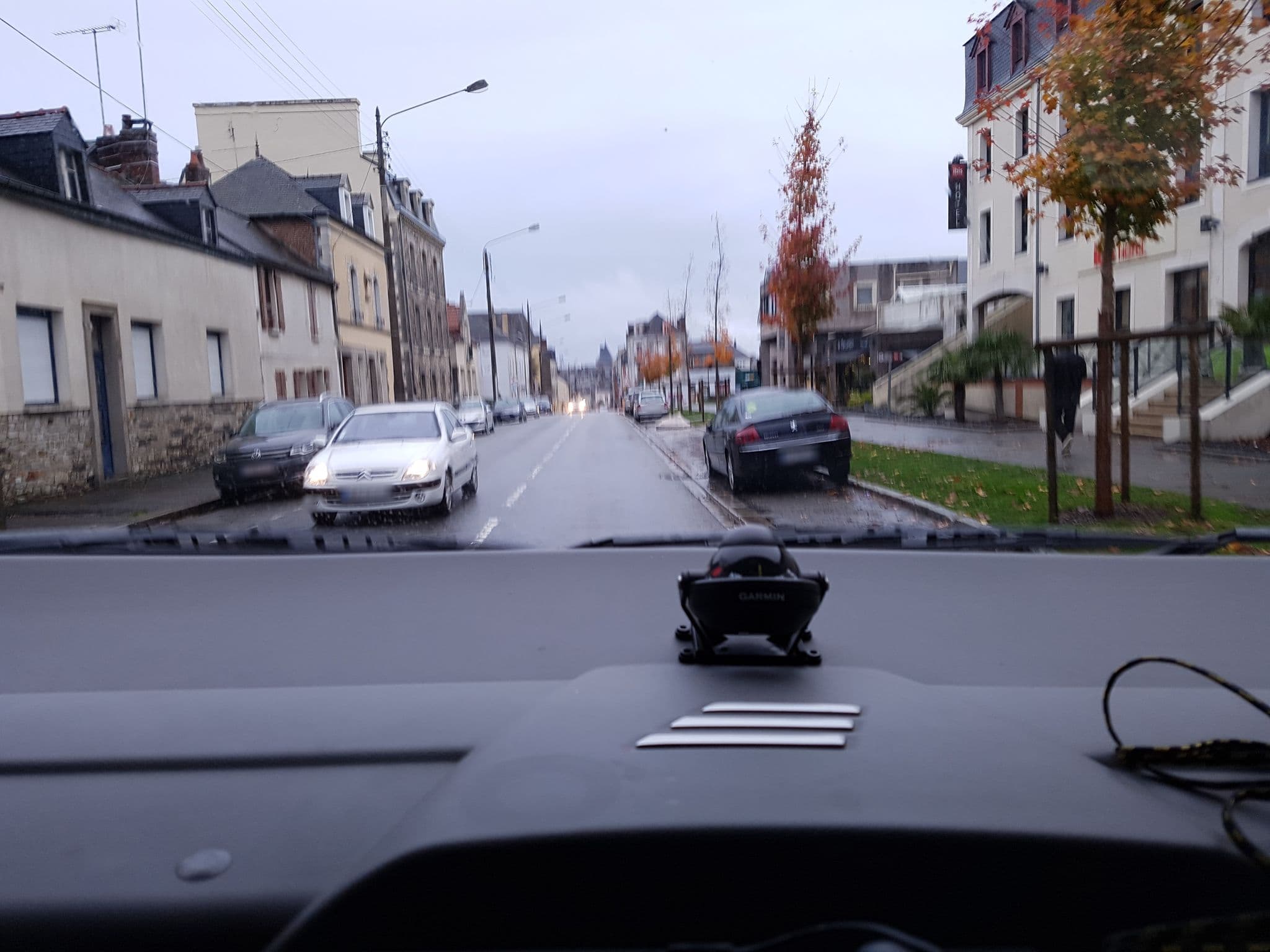 Street view near Hôtel Ibis Vitré Centre, Vitré — © bernardvoyageur (CC BY-SA · Mapillary)