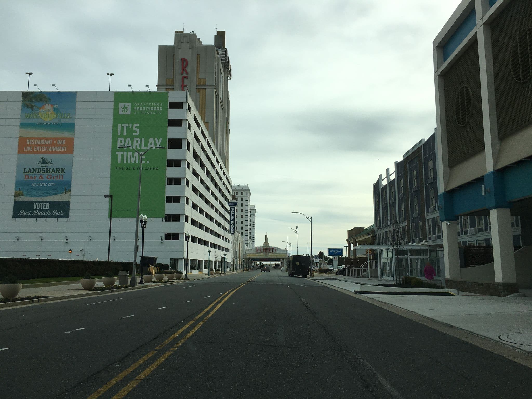 Street view near Burgandy Motel, Atlantic City — © racerx (CC BY-SA · Mapillary)