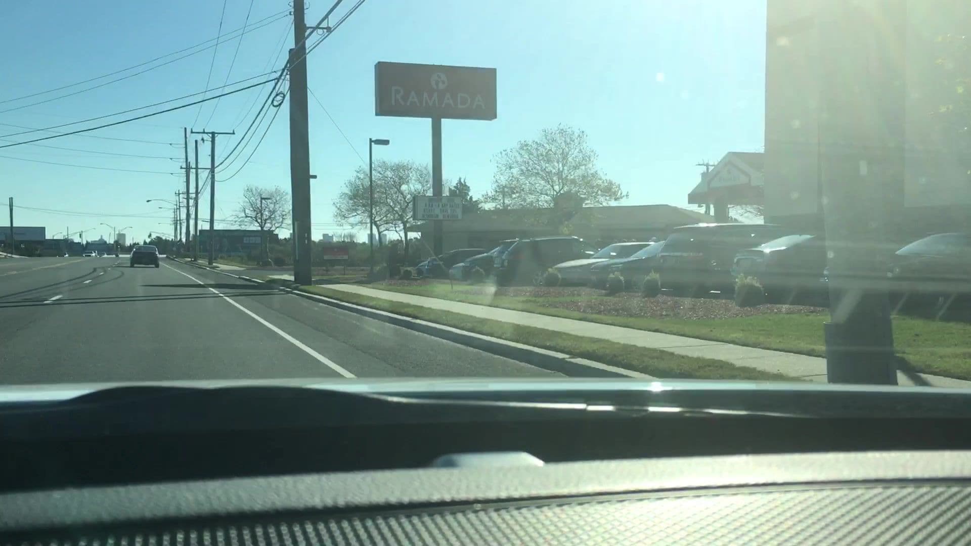Street view near Ramada Limited Bayside, Pleasantville — © lvl5 (CC BY-SA · Mapillary)