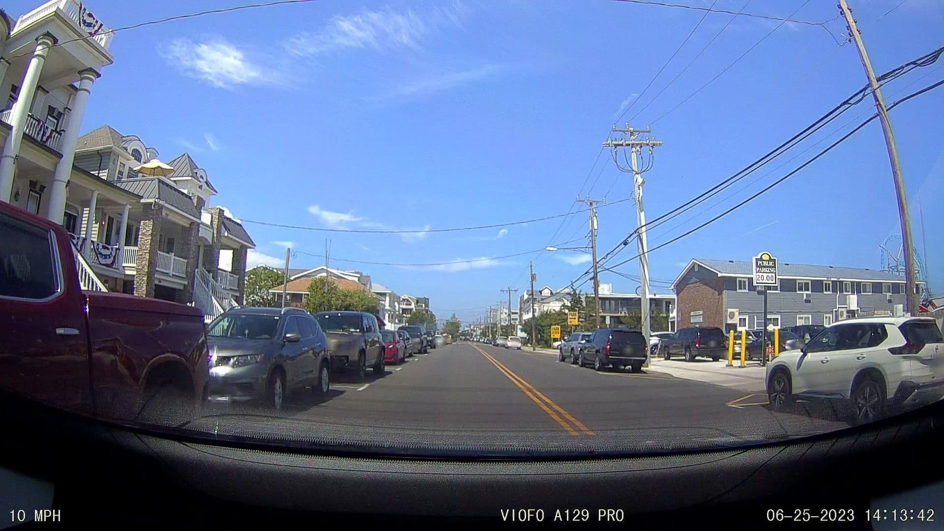 Street view near Ocean Manor “E” Paradise, Ocean City — © RJ328724387 (CC BY-SA · Mapillary)