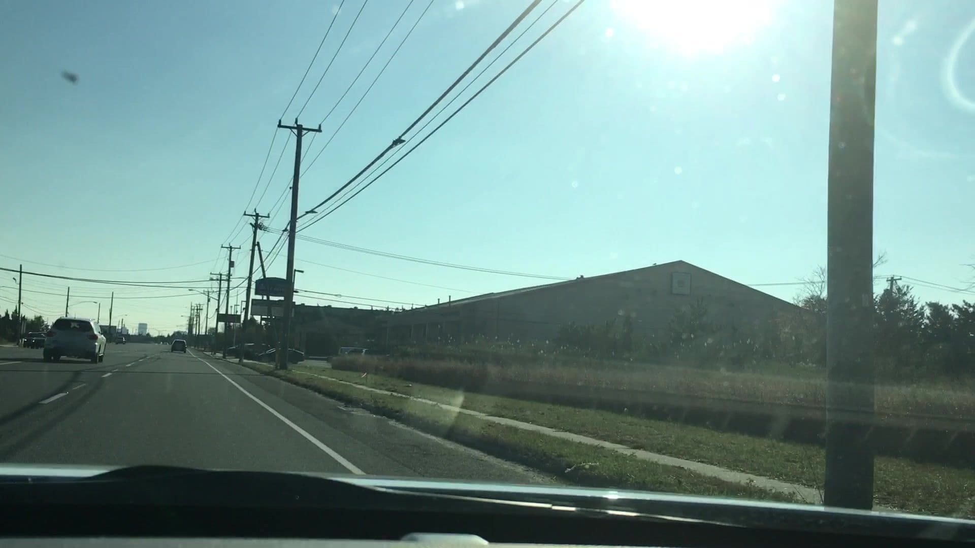 Street view near Fortune Inn, Pleasantville — © lvl5 (CC BY-SA · Mapillary)
