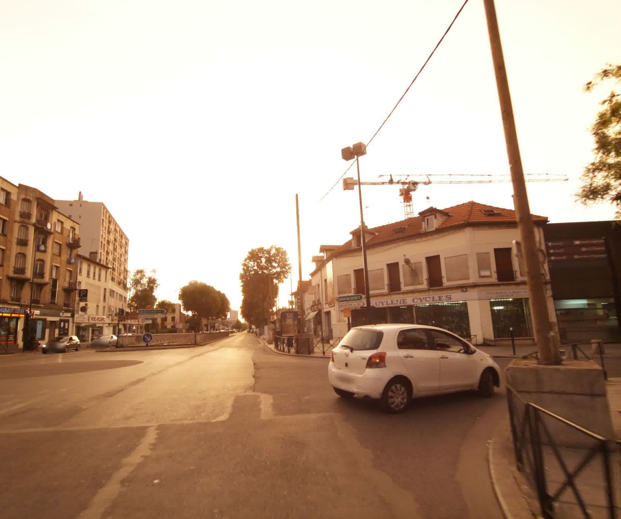 Street view near Le Cygne d'Enghien, Saint-Gratien — © sogefi (CC BY-SA · Mapillary)