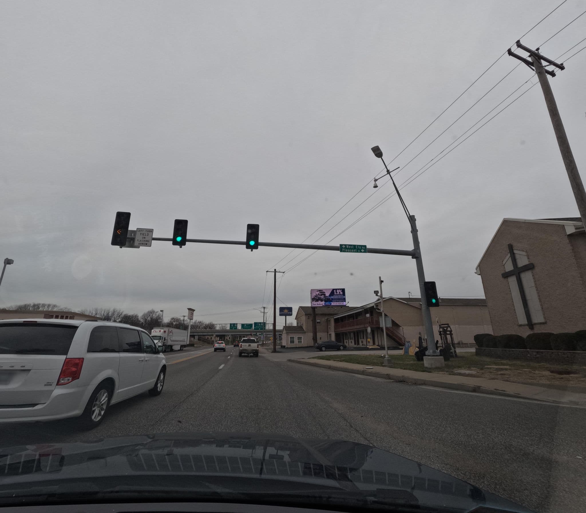Street view near Best Western, Hannibal — © allen (CC BY-SA · Mapillary)