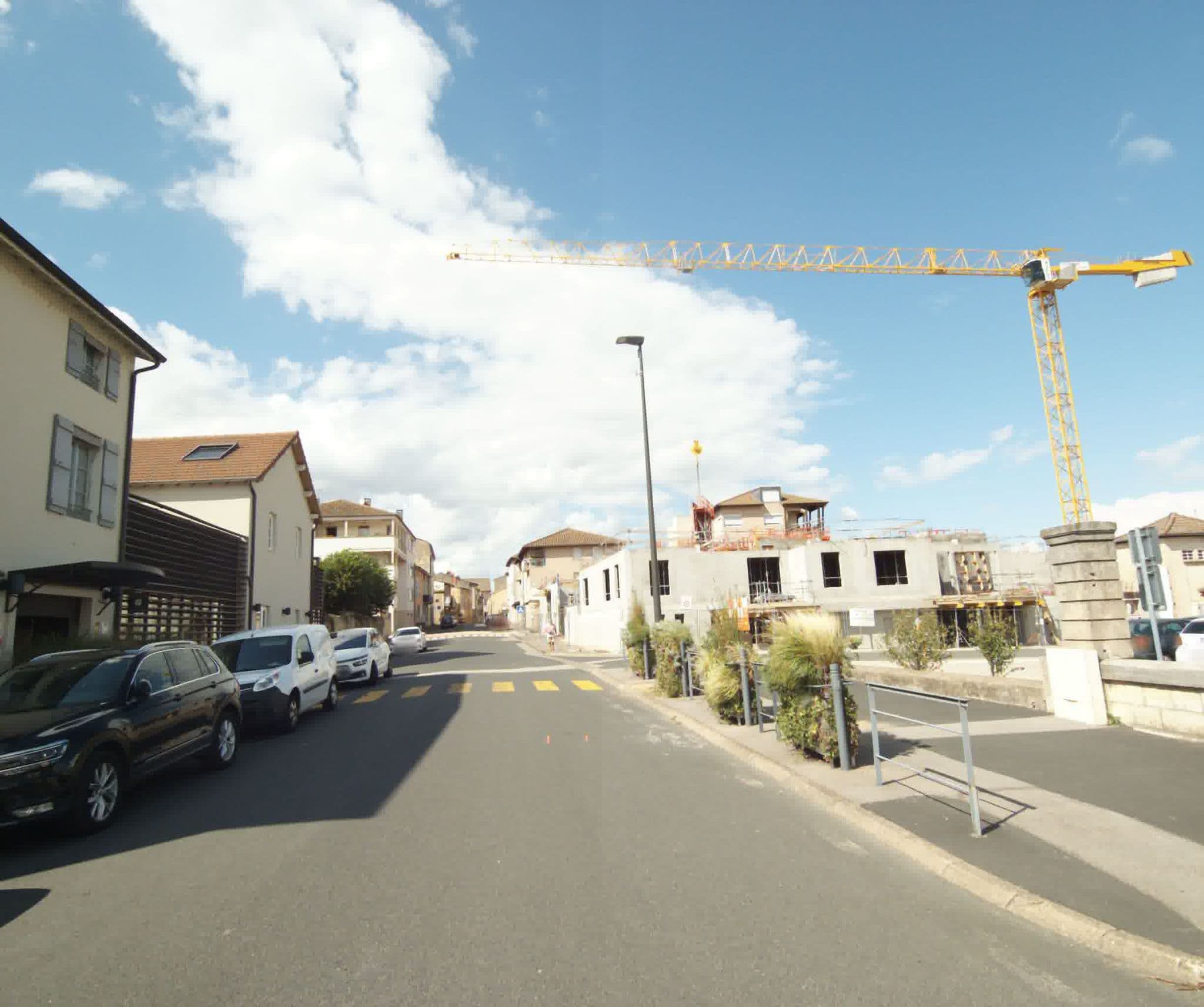 Street view near Aux Terrasses, Tournus — © sogefi (CC BY-SA · Mapillary)