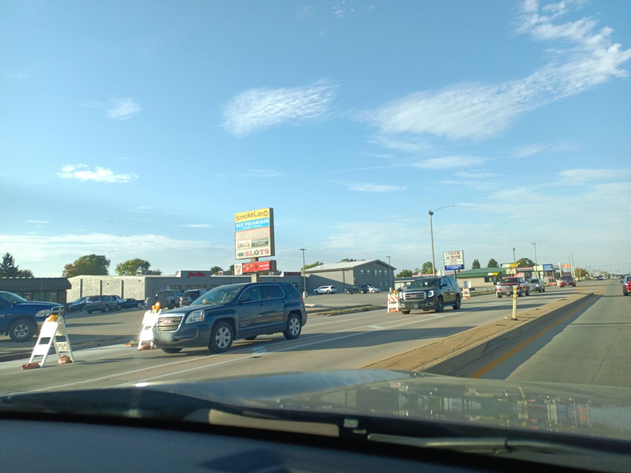 Street view near Econo Inn, Galesburg — © apmwa (CC BY-SA · Mapillary)