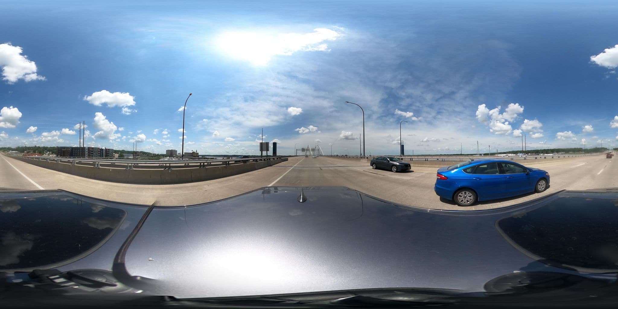 Street view near Riverbend Inn, Bettendorf — © quickness805 (CC BY-SA · Mapillary)