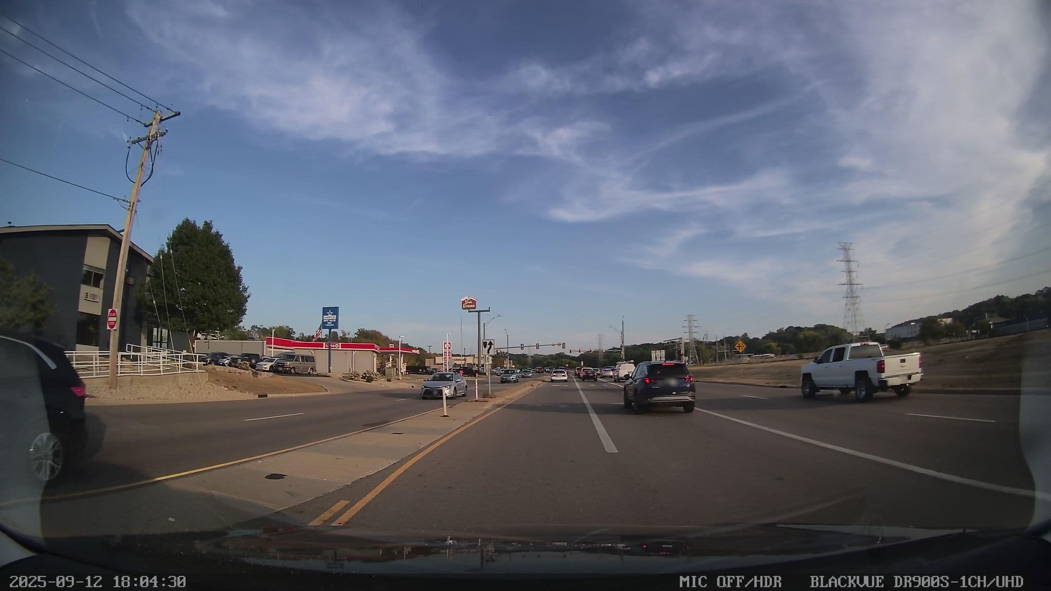 Street view near Motel 6 Peoria - East, East Peoria — © smichae (CC BY-SA · Mapillary)