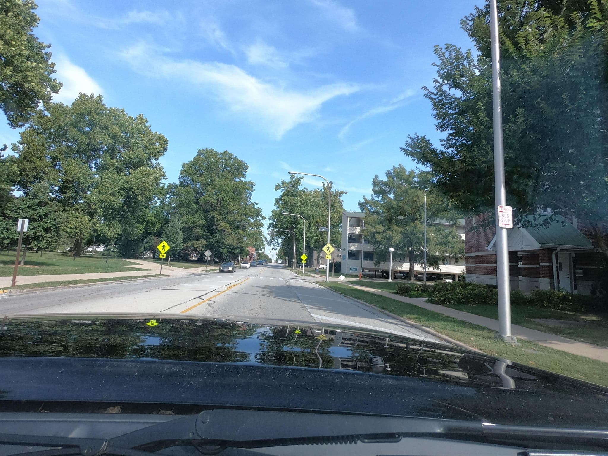 Street view near Nabor House, Urbana — © apmwa (CC BY-SA · Mapillary)