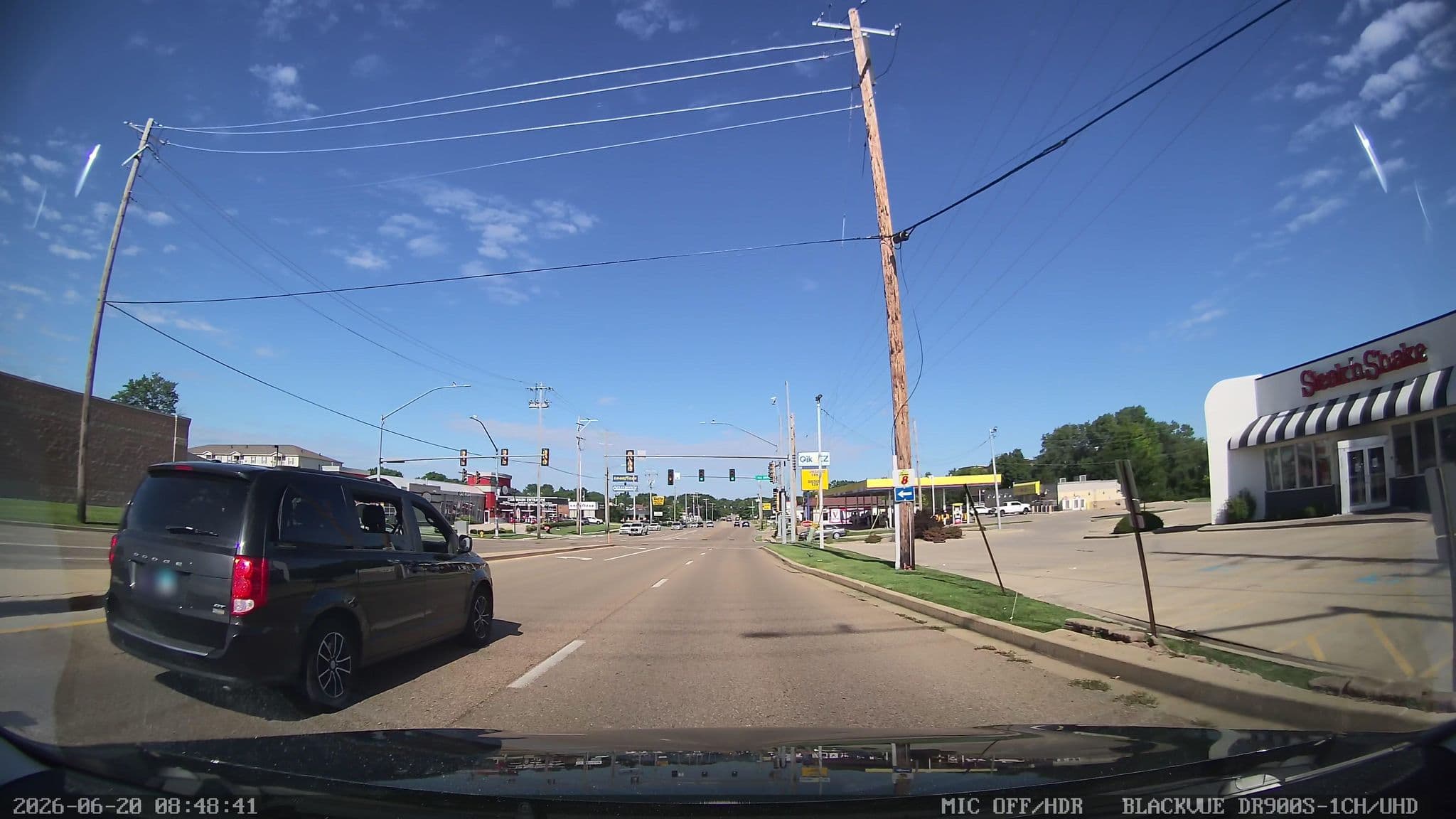 Street view near Marriott Courtyard room 321, Normal — © smichae (CC BY-SA · Mapillary)