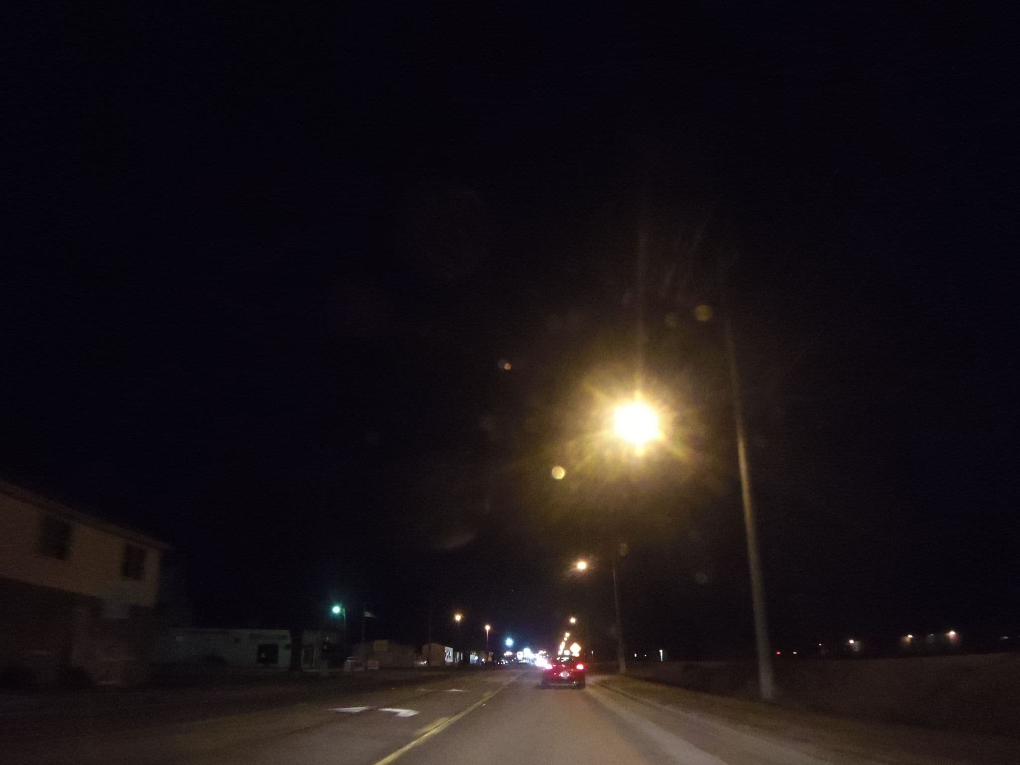 Street view near Stonegate Inn, Watseka — © allen (CC BY-SA · Mapillary)