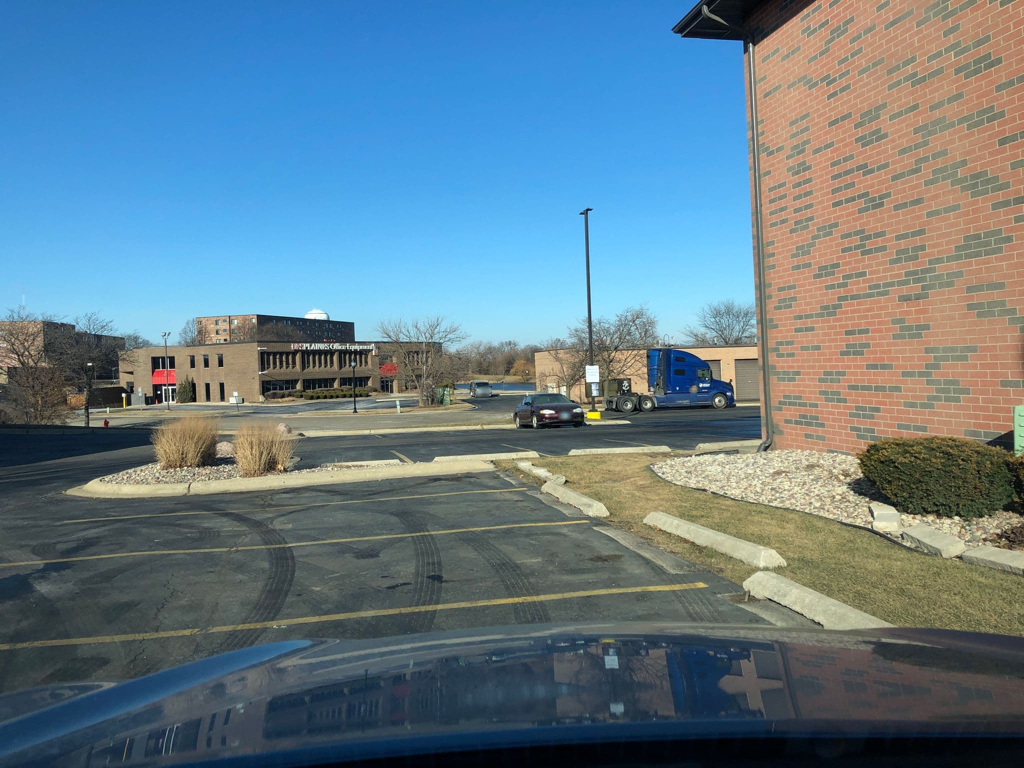 Street view near Days Inn, Itasca — © nheidenfelder91 (CC BY-SA · Mapillary)