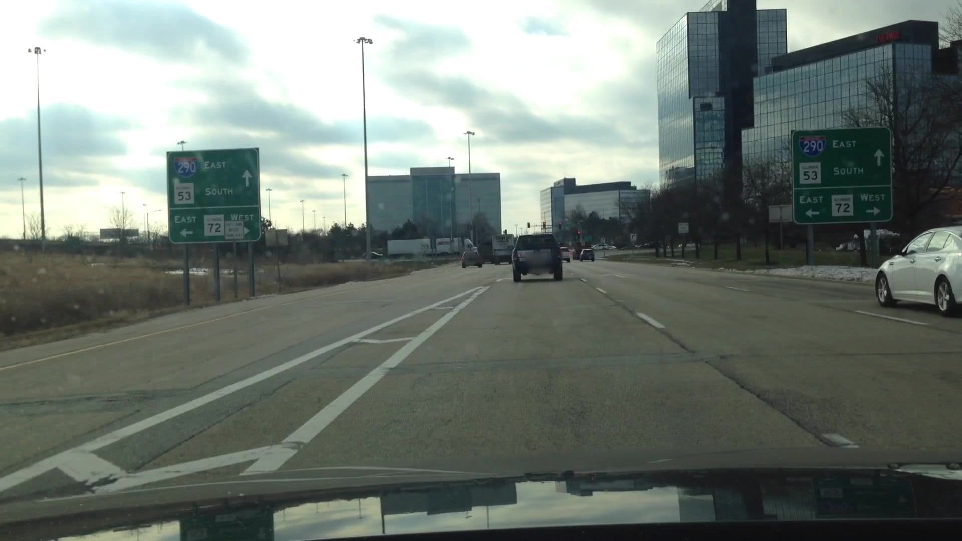 Street view near marroit schumburg, Hoffman Estates — © lvl5 (CC BY-SA · Mapillary)