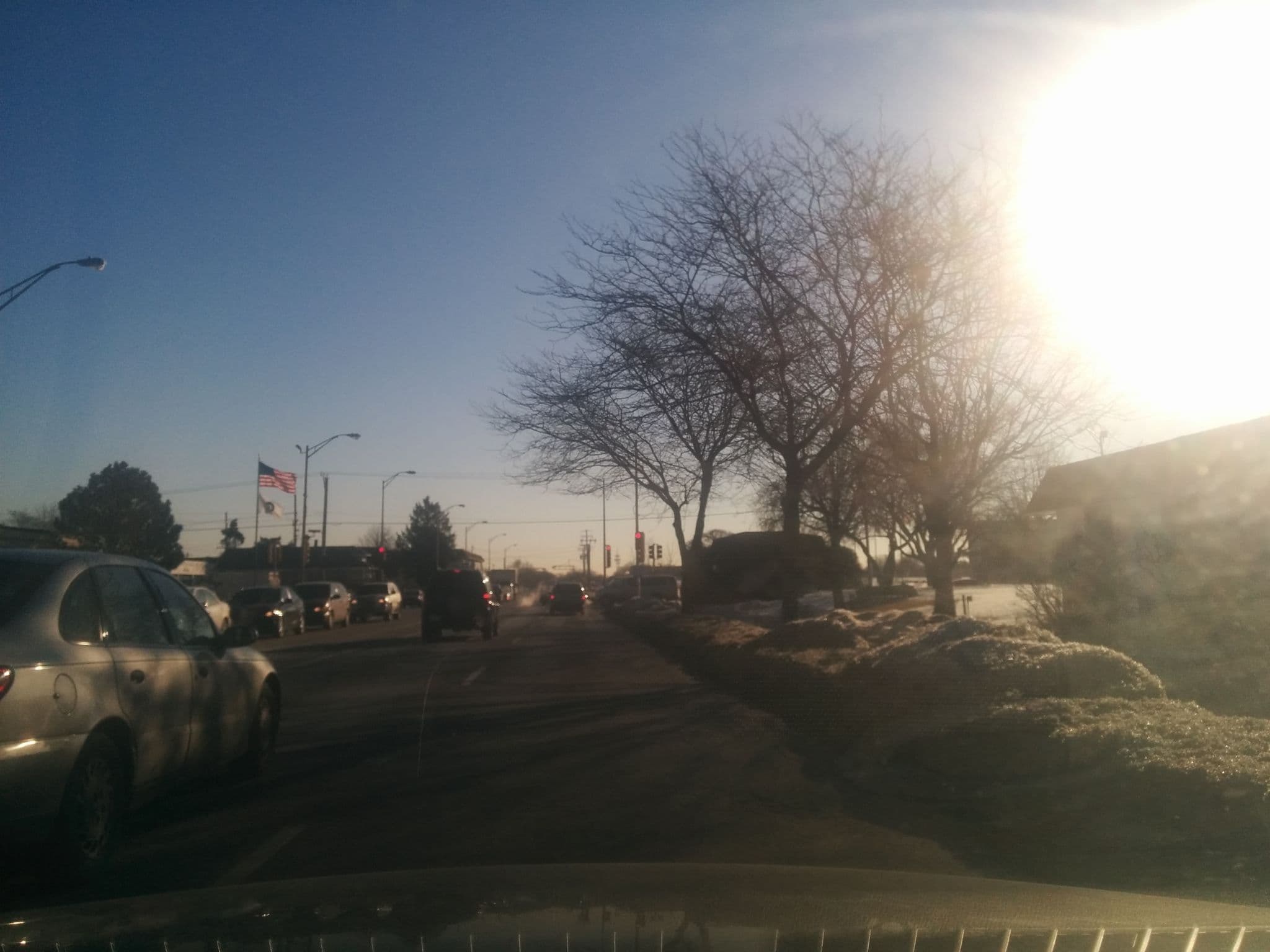 Street view near Days Inn, Franklin Park — © garret (CC BY-SA · Mapillary)