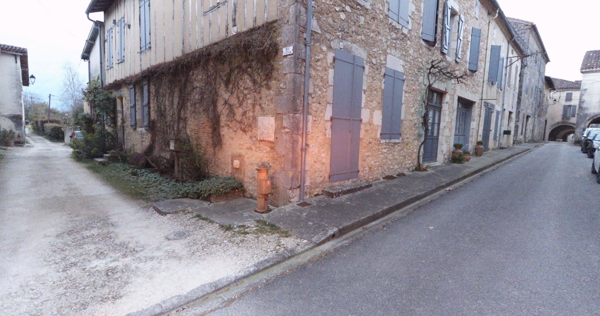 Street view near Villa des Remparts, Cazaubon — © sogefi (CC BY-SA · Mapillary)