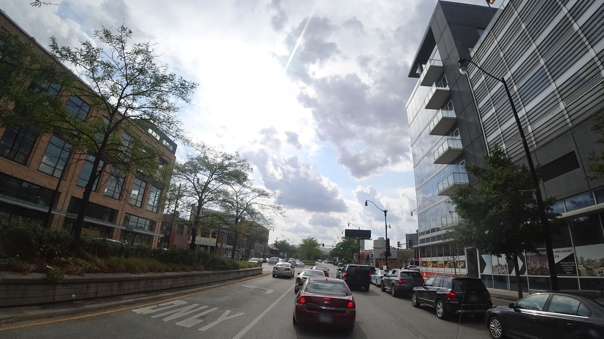 Street view near Home2suites Pool, Near South Side — © mly_ord05 (CC BY-SA · Mapillary)