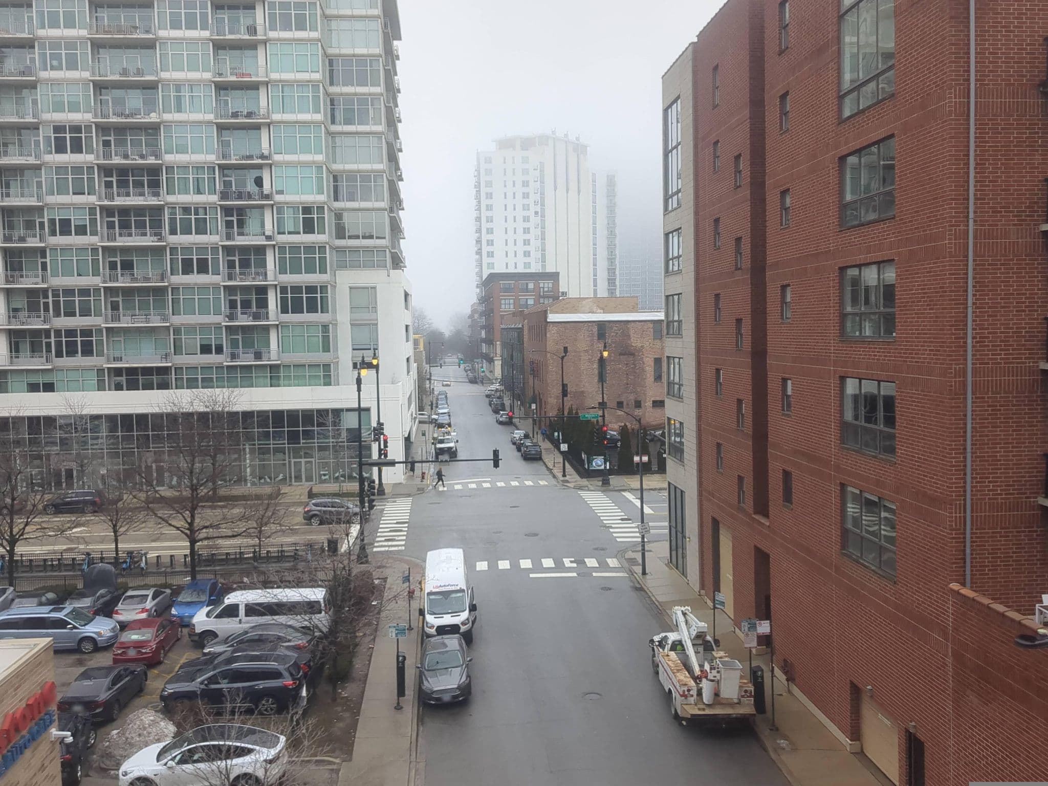 Street view near Lourdes Luxury, Near South Side — © mitz (CC BY-SA · Mapillary)