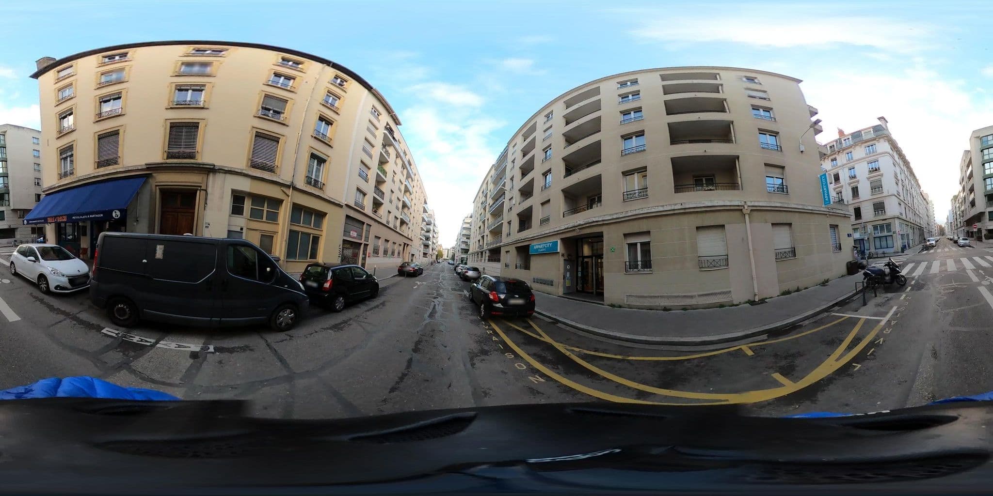Street view near Appart City Lyon Part-Dieu Garibaldi, Lyon — © yann__lyteco__bhns (CC BY-SA · Mapillary)