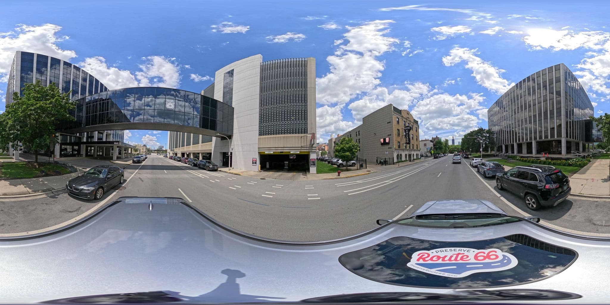 Street view near Rosewood Hotel, West Town — © nthp_gis (CC BY-SA · Mapillary)