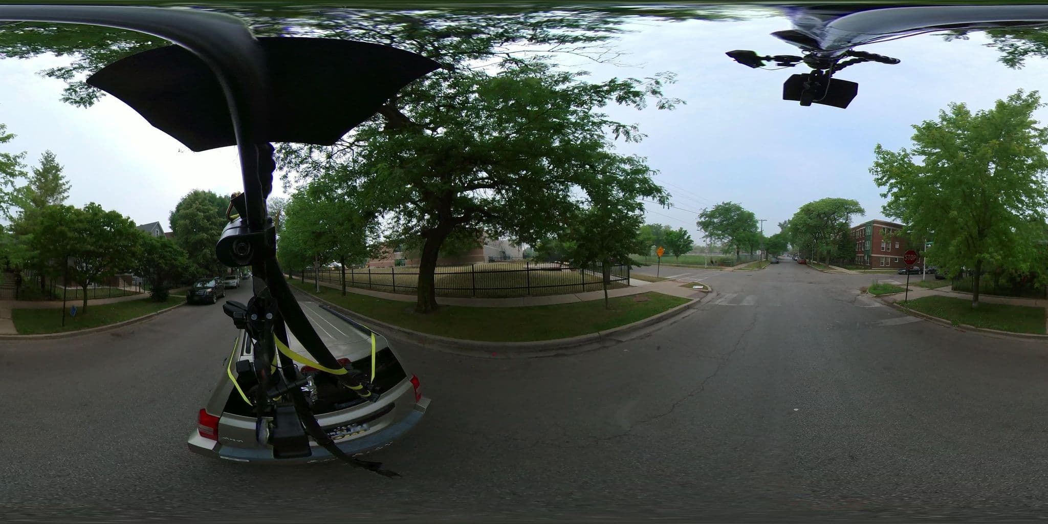 Street view near The Vigneron Bungalow Hotel, Logan Square — © hmhtb (CC BY-SA · Mapillary)