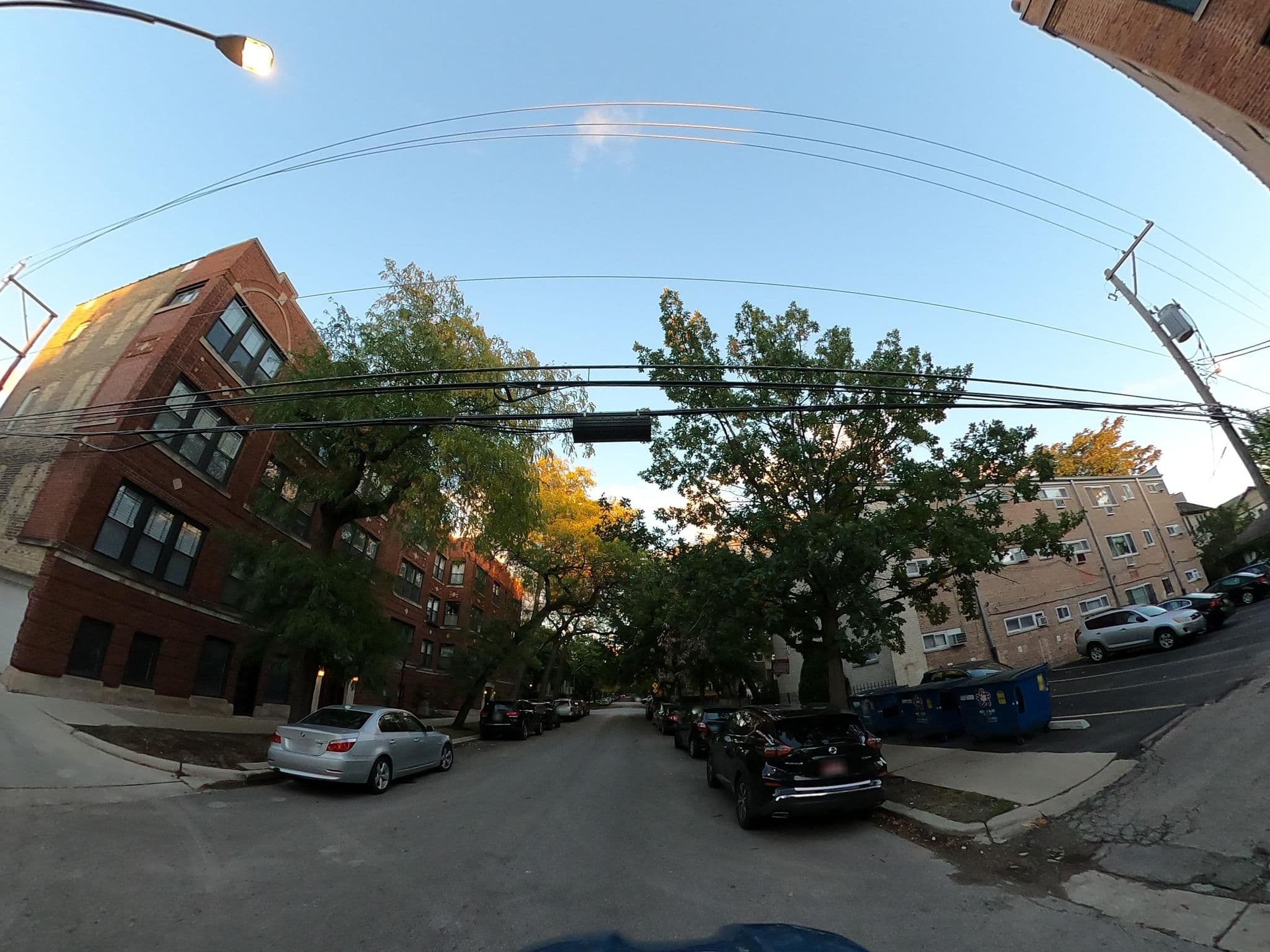 Street view near Heartbreak Hotel, North Center — © epicspongee (CC BY-SA · Mapillary)
