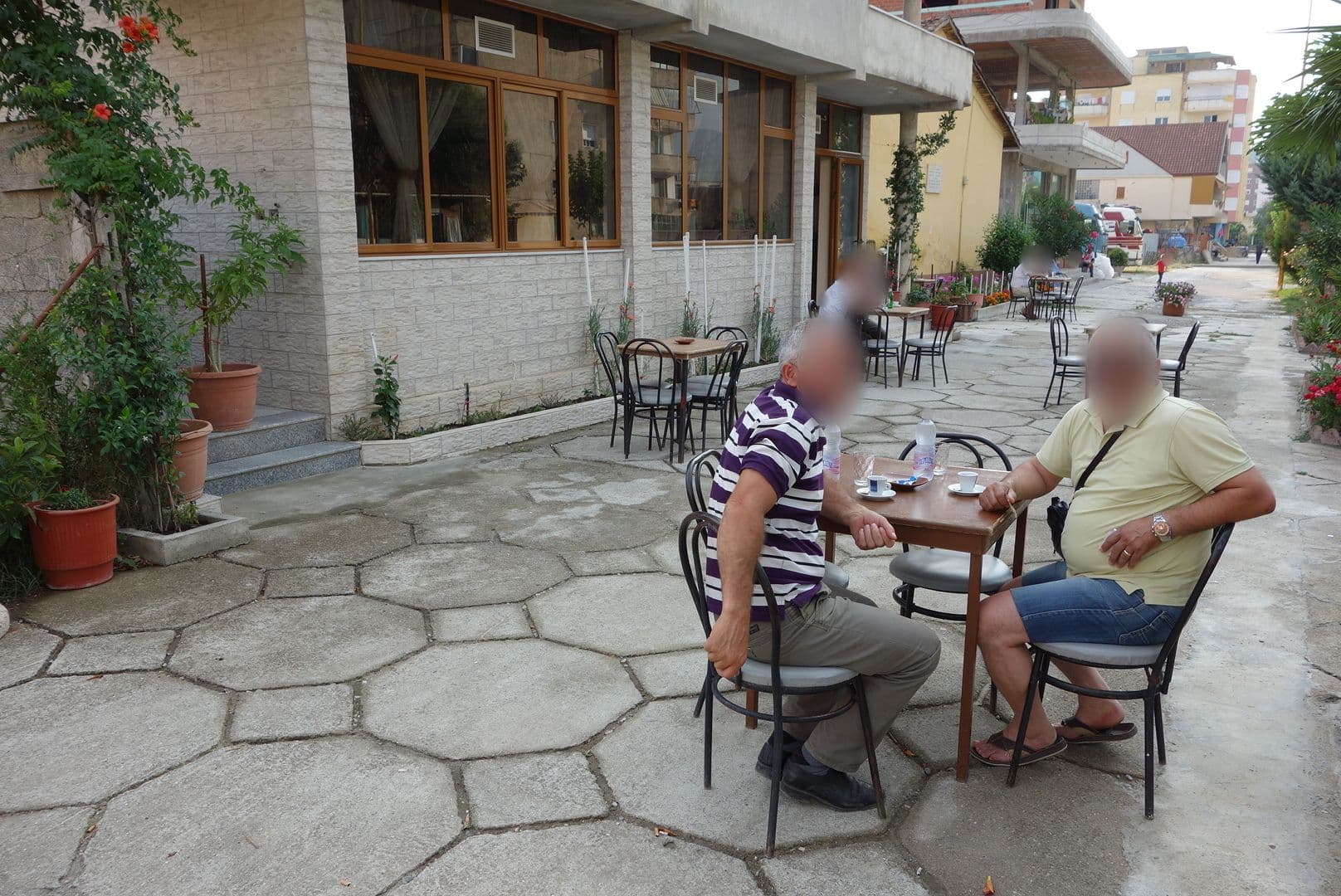 Street view near White Villa, Përmet — © malenki (CC BY-SA · Mapillary)