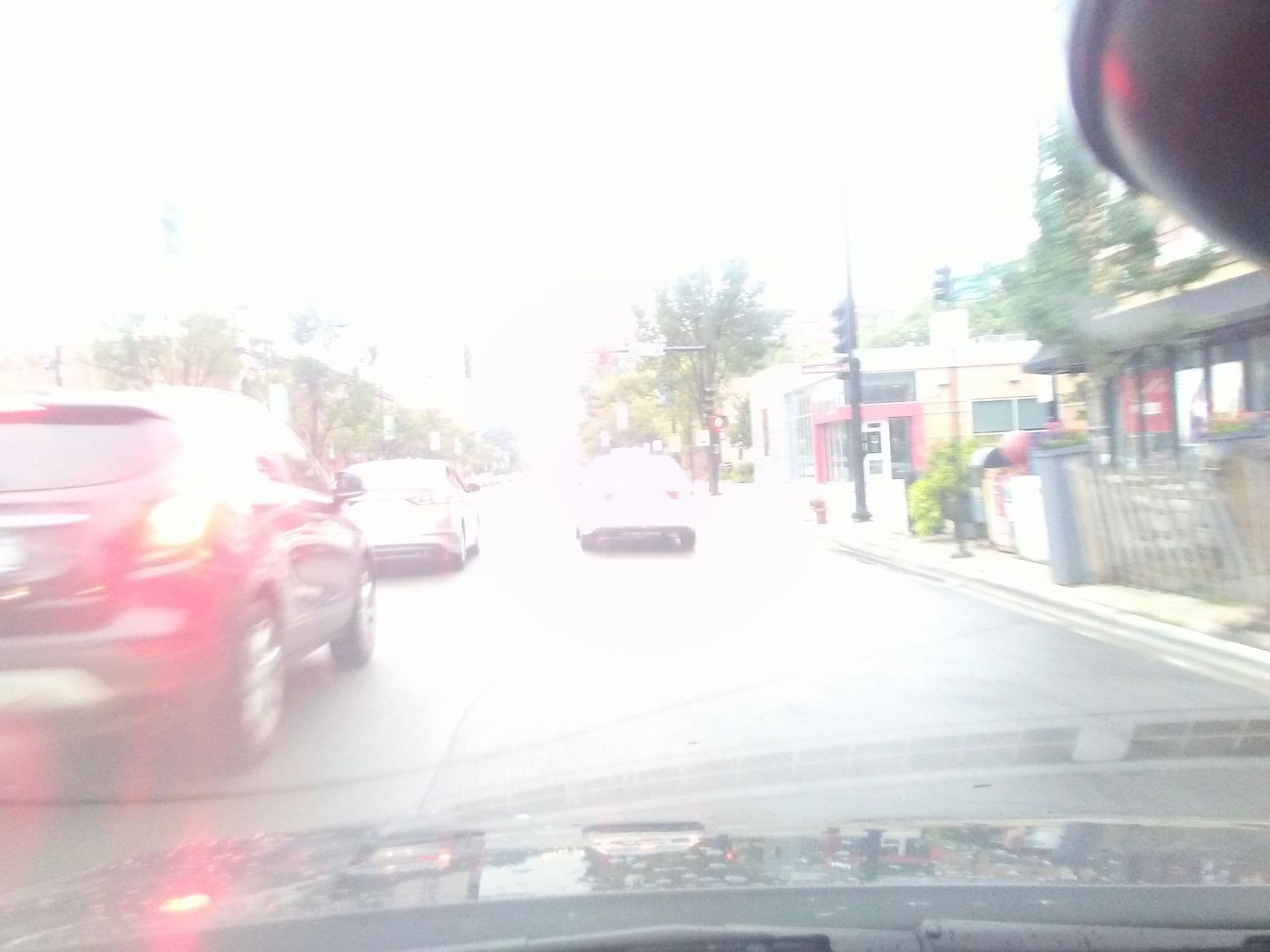 Street view near St. Andrew's Inn, Edgewater — © mly_ord02 (CC BY-SA · Mapillary)