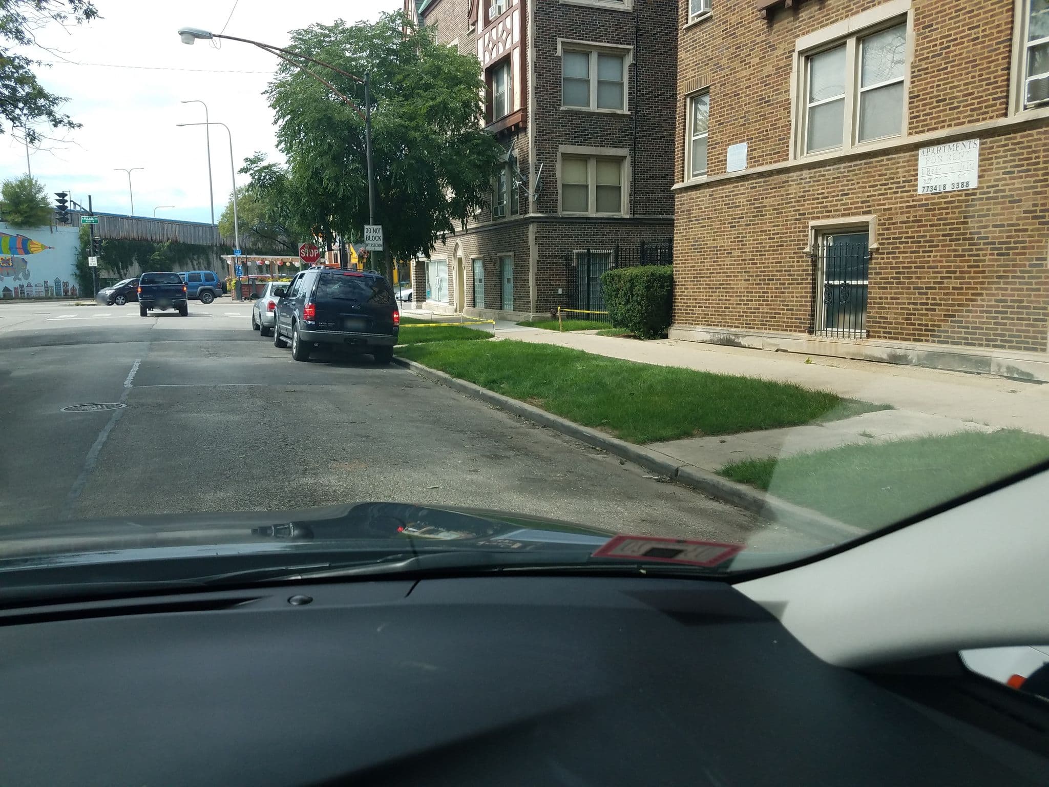 Street view near G's, Irving Park — © jnenaber (CC BY-SA · Mapillary)