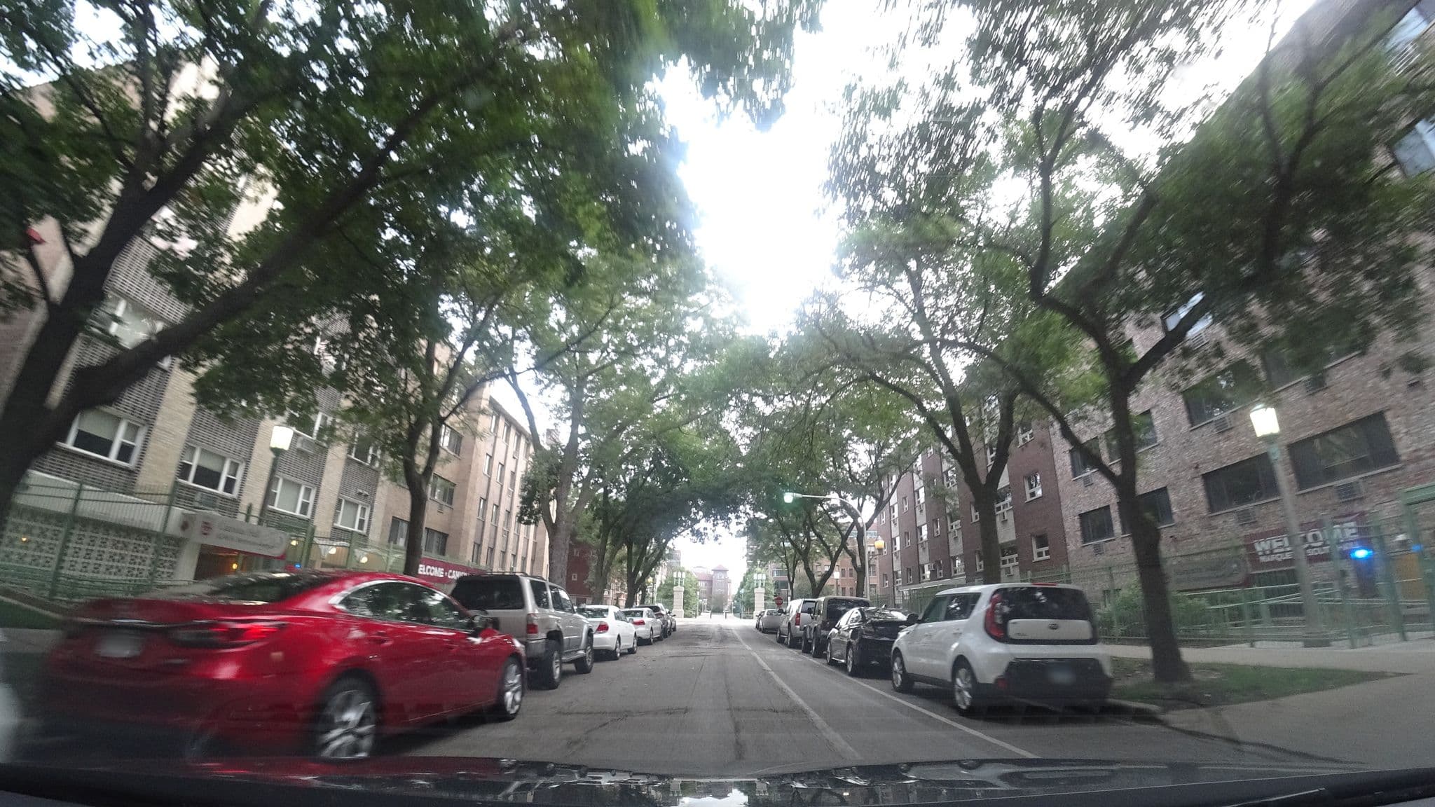 Street view near Fufu, Edgewater — © mly_ord02 (CC BY-SA · Mapillary)