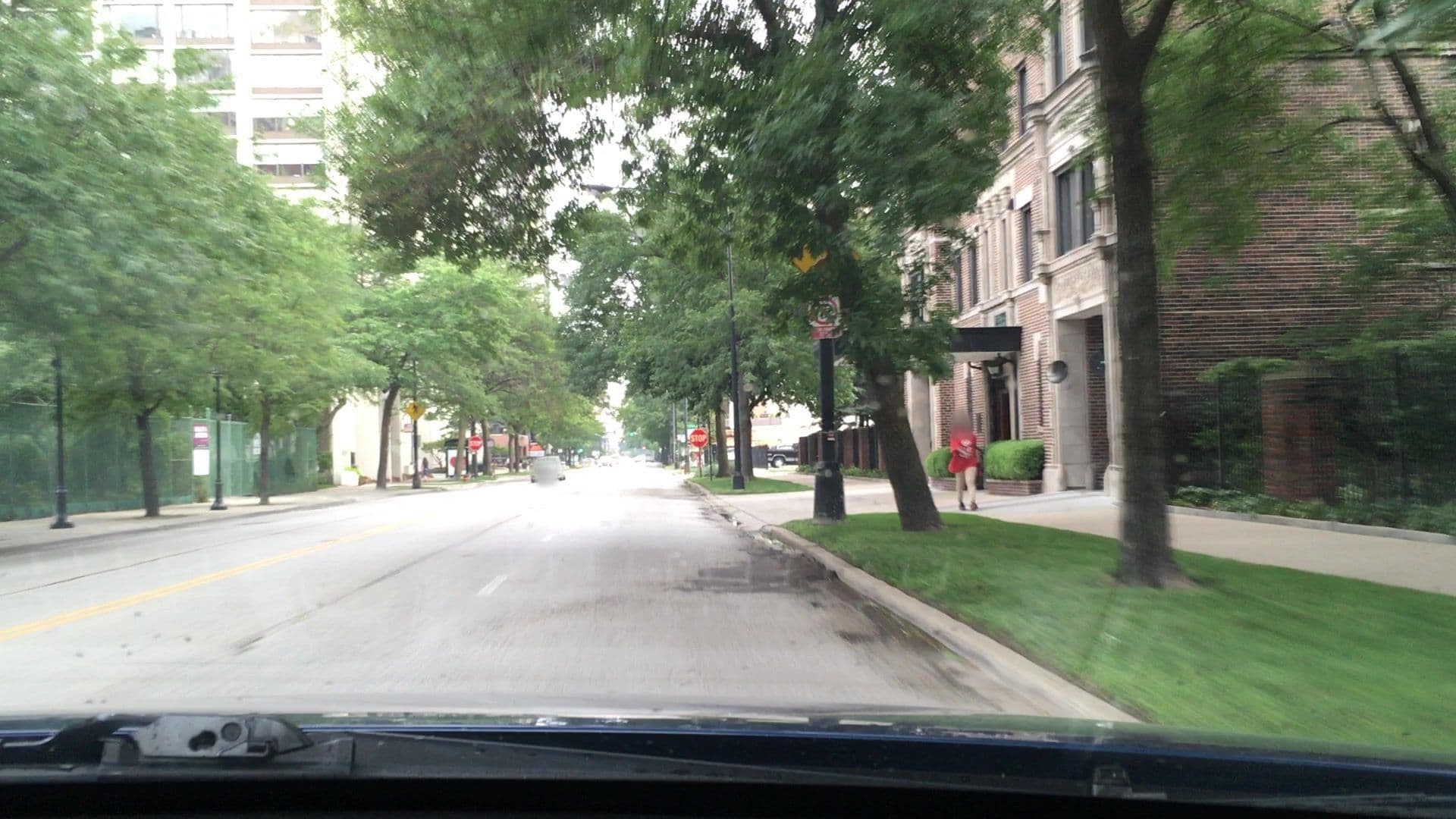 Street view near Renaisance, Edgewater — © lvl5 (CC BY-SA · Mapillary)