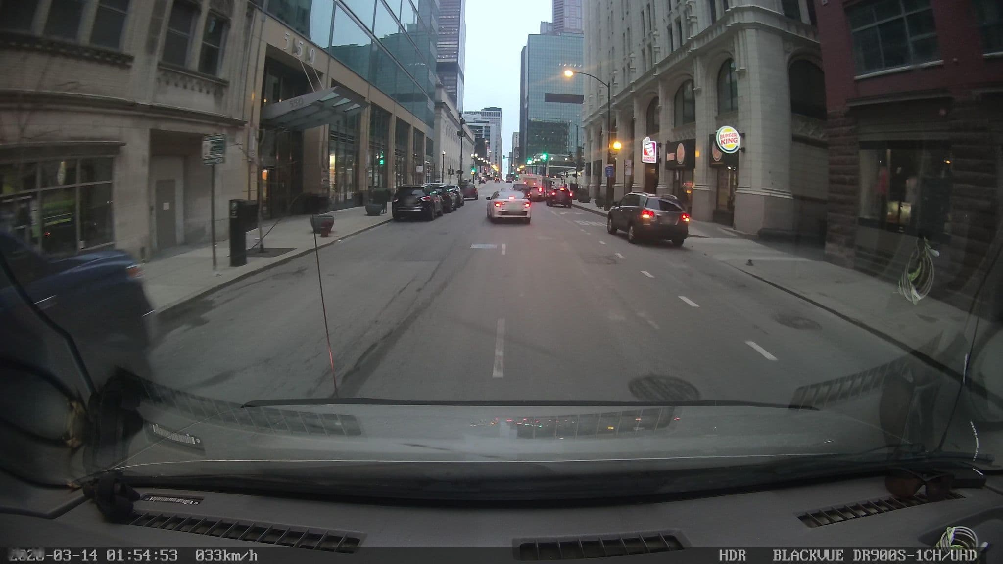 Street view near Sonder Burnham, Chicago Loop — © jbthemilker (CC BY-SA · Mapillary)