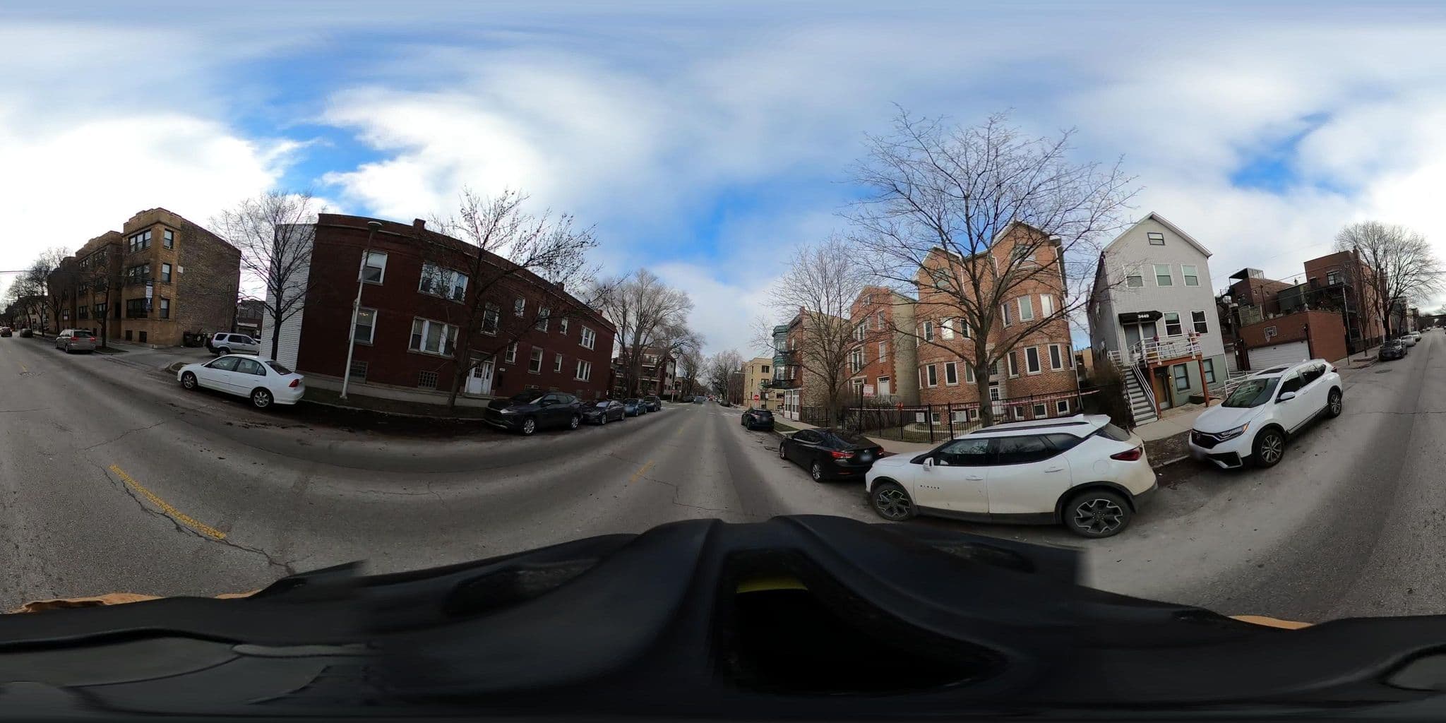 Street view near Racine & Newport, North Center — © epicspongee (CC BY-SA · Mapillary)