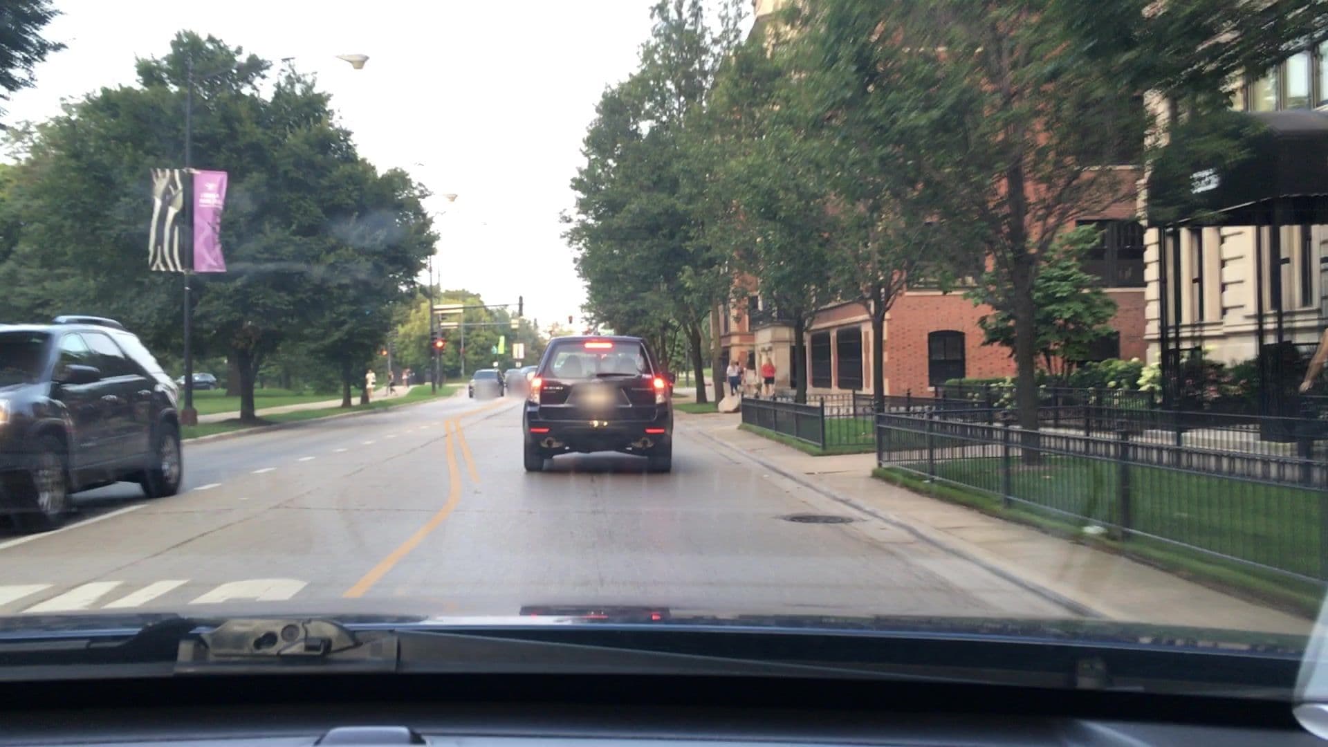 Street view near Chicago Yacht Club / Sky Villa, Lincoln Park — © lvl5 (CC BY-SA · Mapillary)