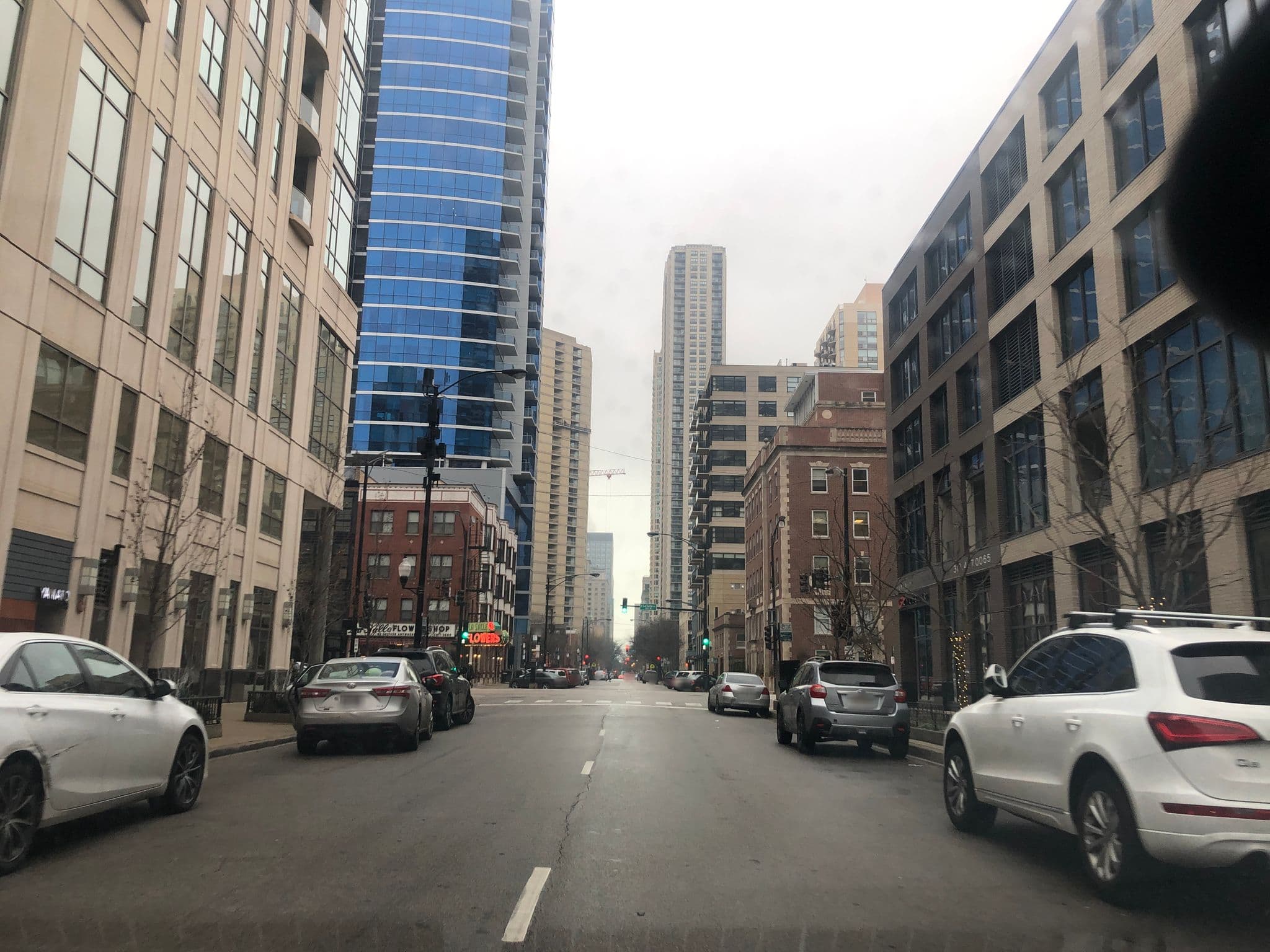 Street view near Howard Johnson Inn, Near North Side — © glendachagas (CC BY-SA · Mapillary)