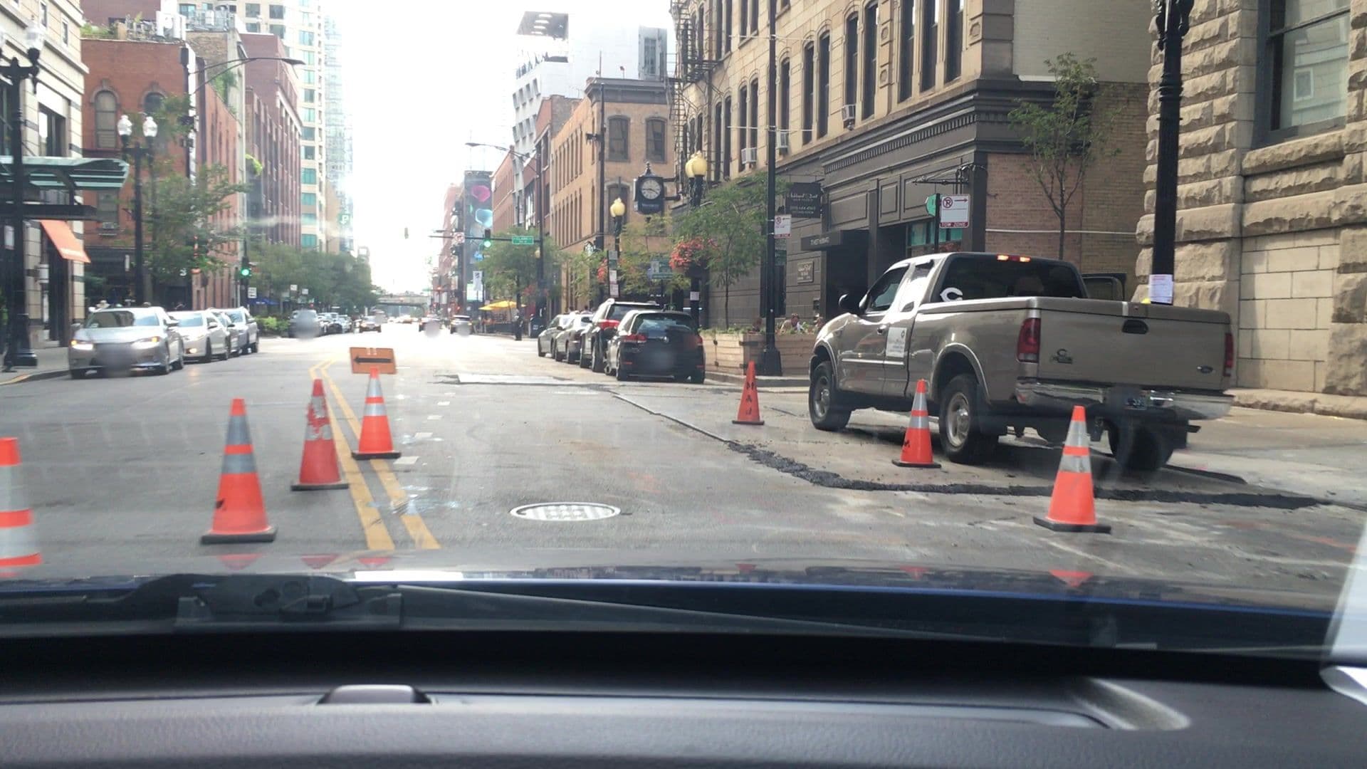 Street view near McGraw-Hill Educational Symposia, Chicago Loop — © lvl5 (CC BY-SA · Mapillary)