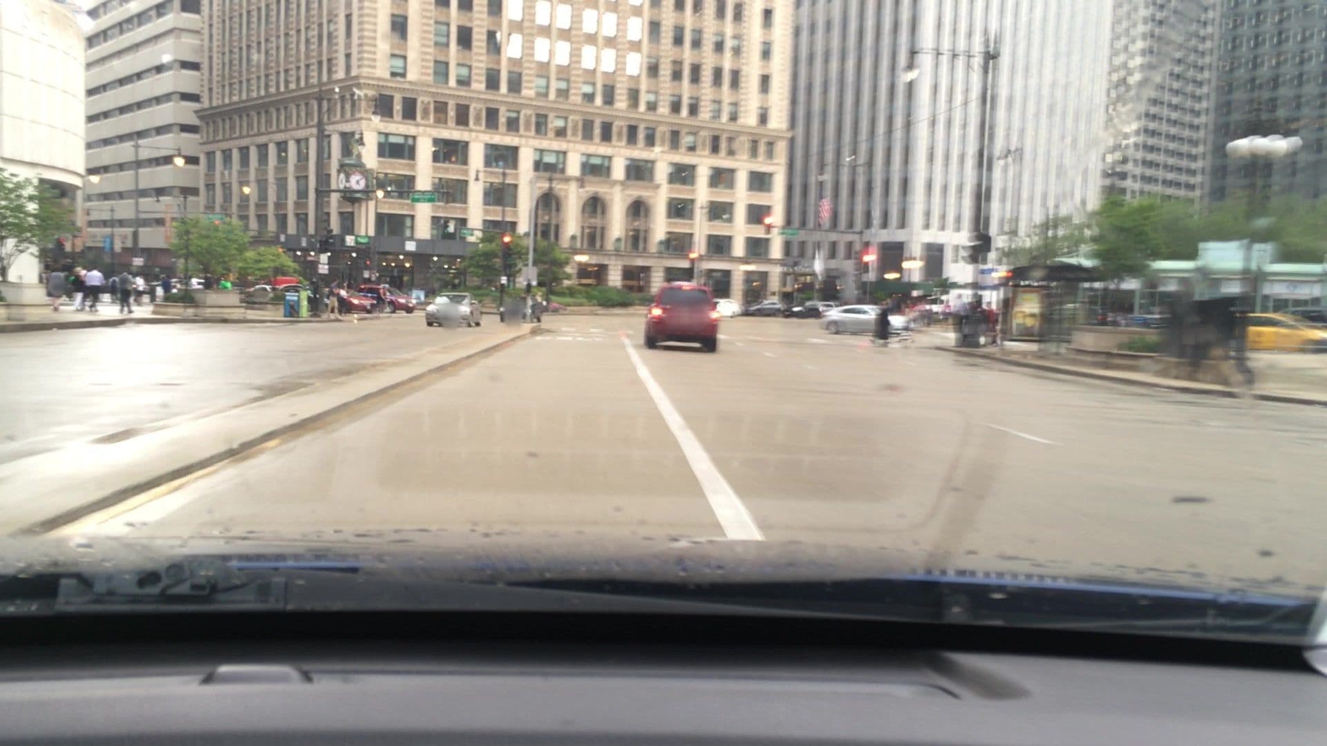Street view near Hotel 71 Penthouse, Chicago Loop — © lvl5 (CC BY-SA · Mapillary)