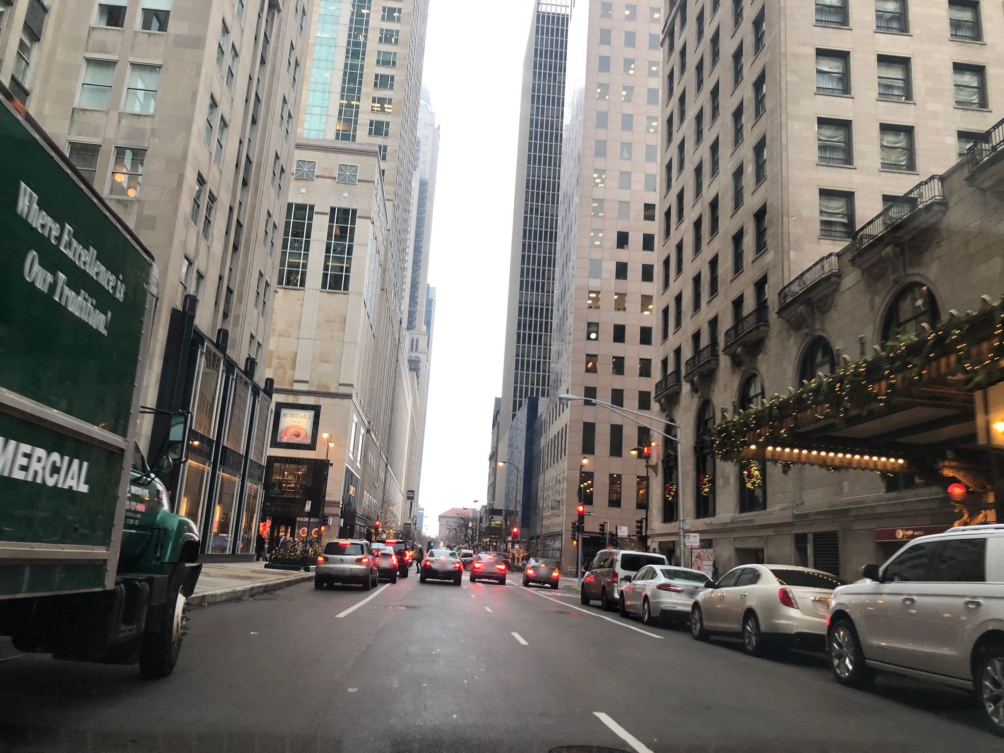 Street view near Vista, Near North Side — © glendachagas (CC BY-SA · Mapillary)